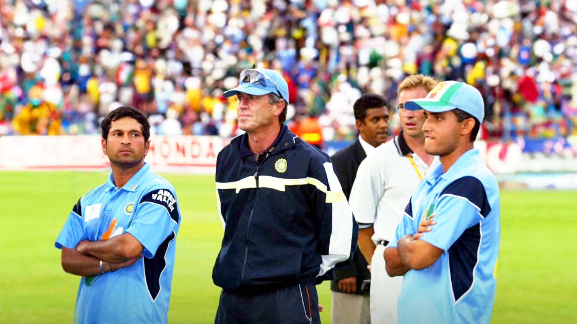 2003: Aus Leave Ind Heartbroken