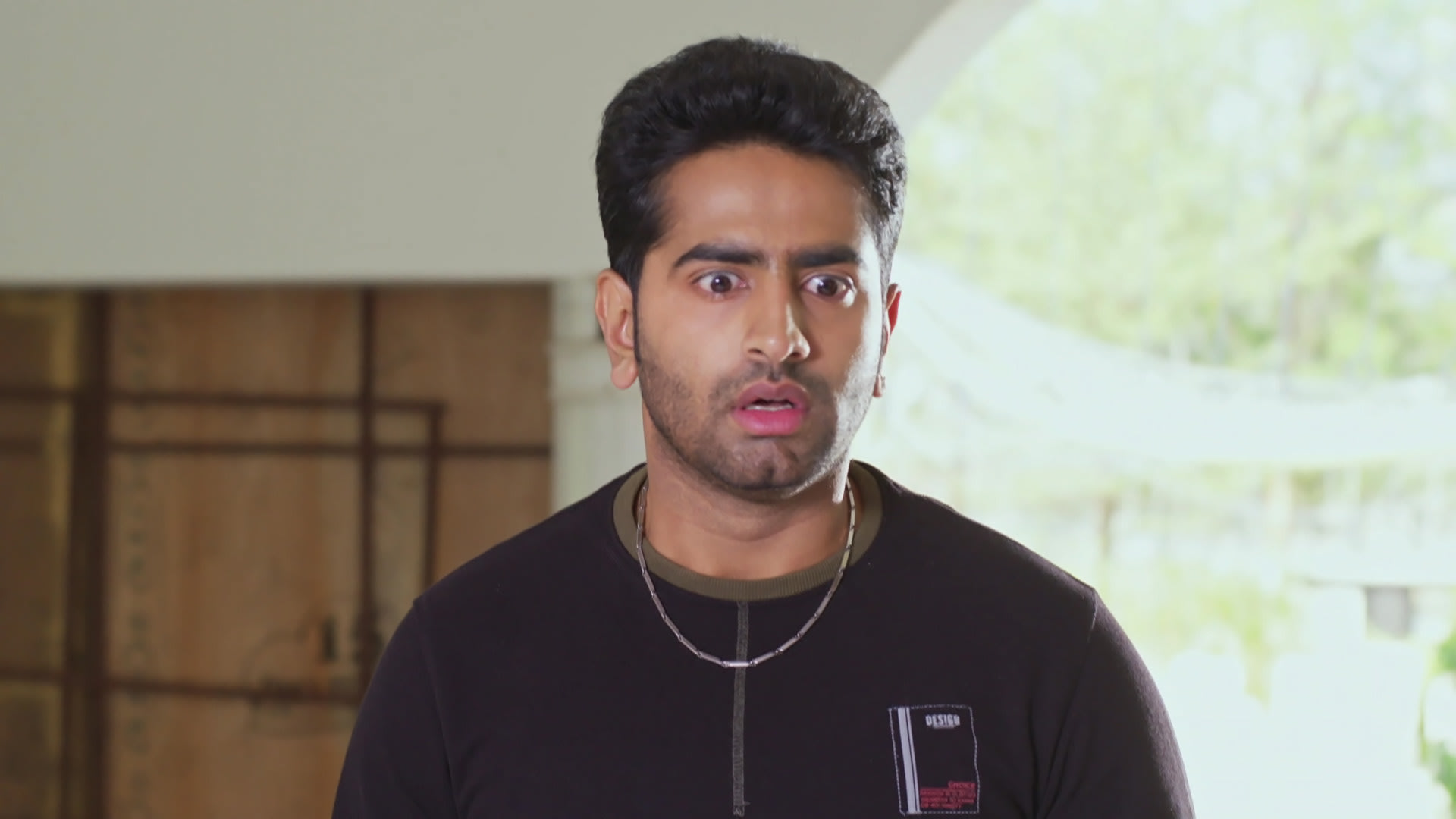 Watch Prem Witnesses a Crime Online