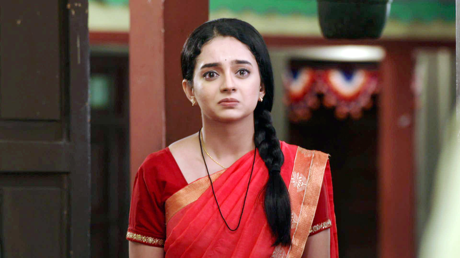 Watch Aboli S1 Episode 209 on JioHotstar
