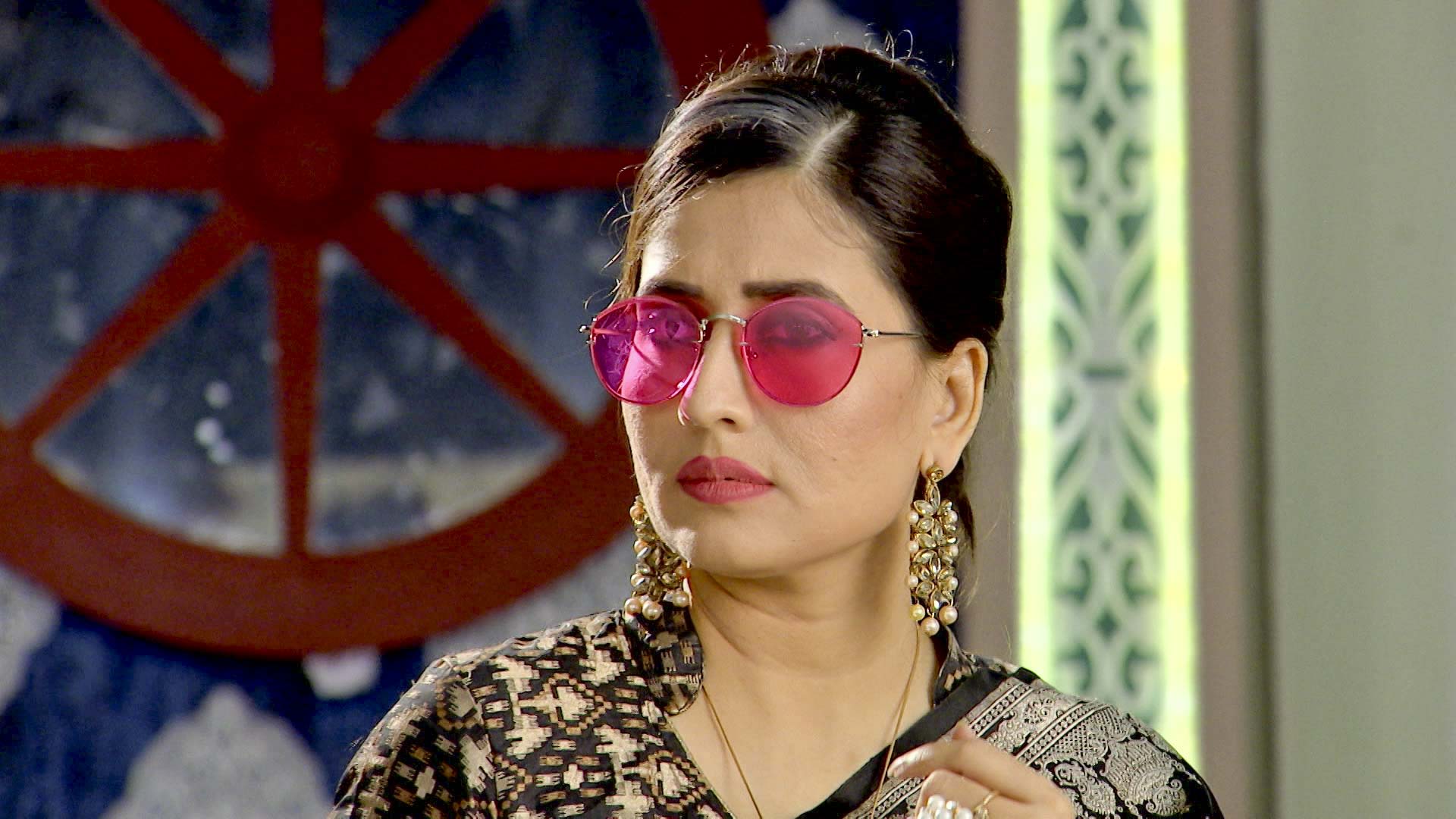 Watch Nishir Daak S1 Episode 122 on JioHotstar