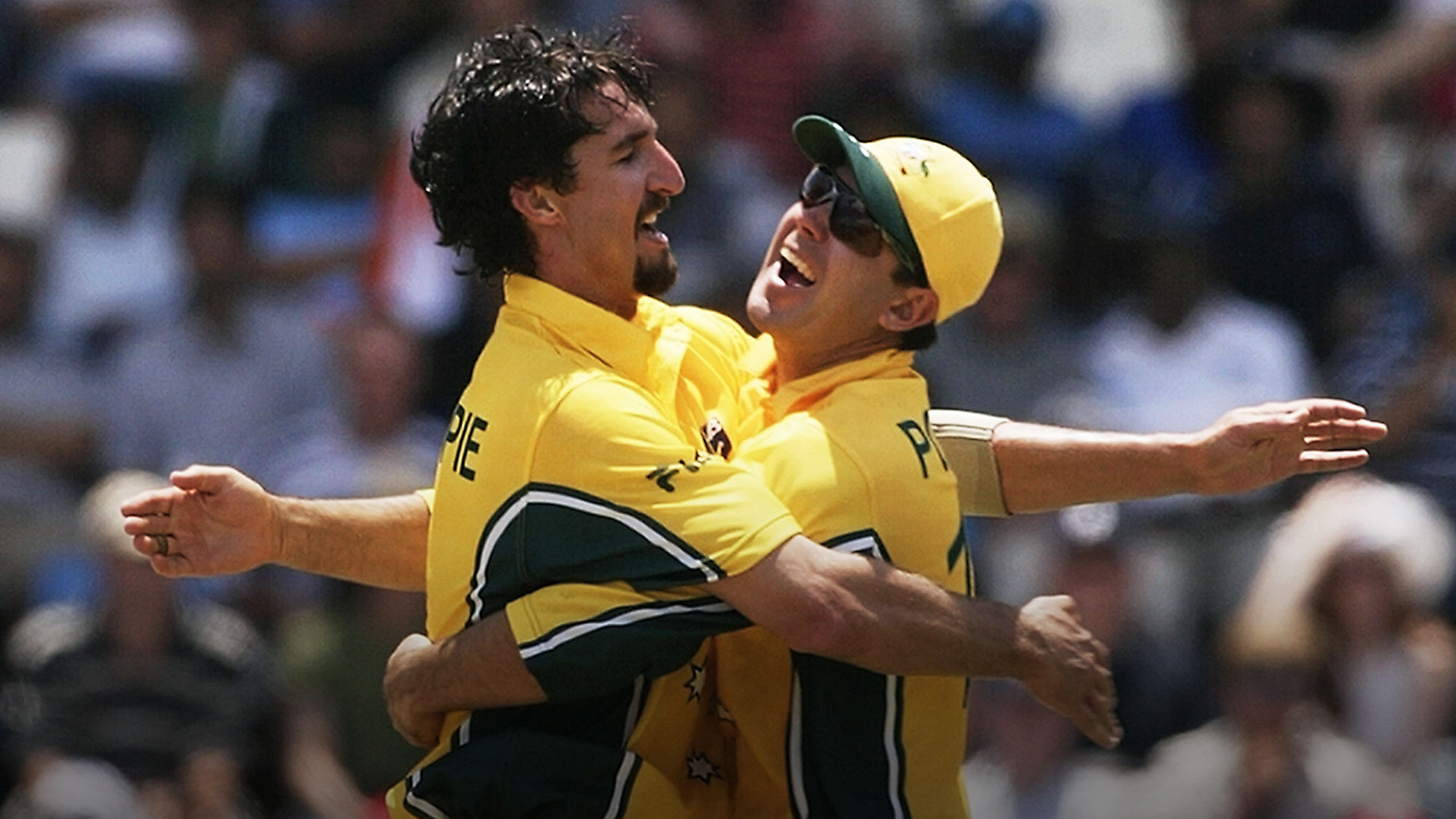 2003: Mighty Aus Leave Ind Dazed