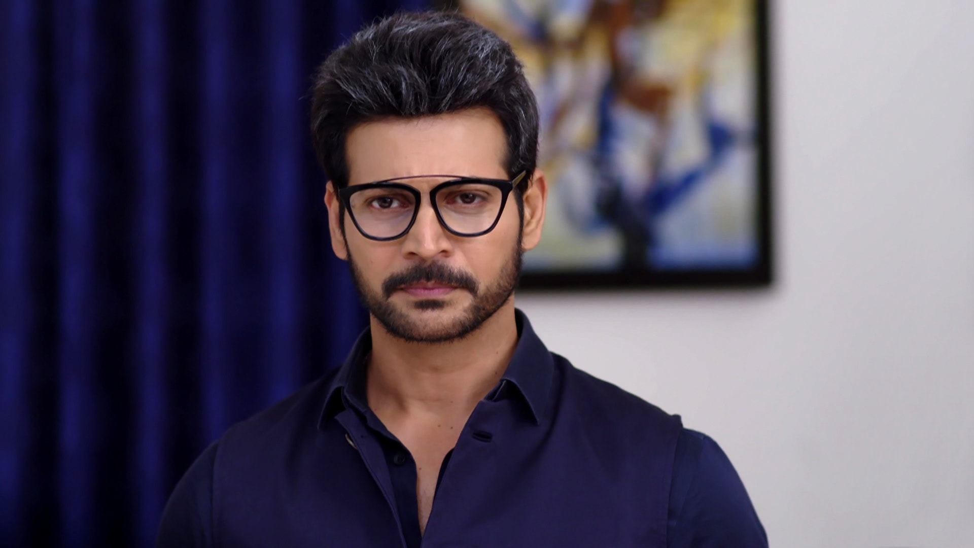 Watch Madhu Prakash Admires Kasthuri Online