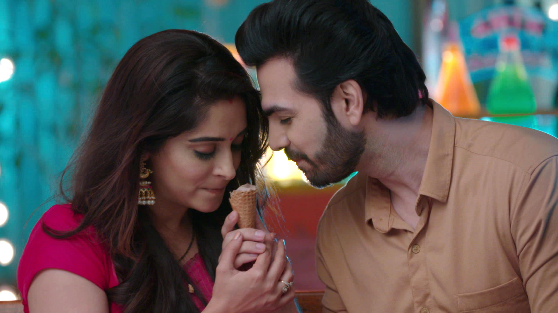 RoNakshi's ice cream date is all kinds of couple goals - Disney+ Hotstar