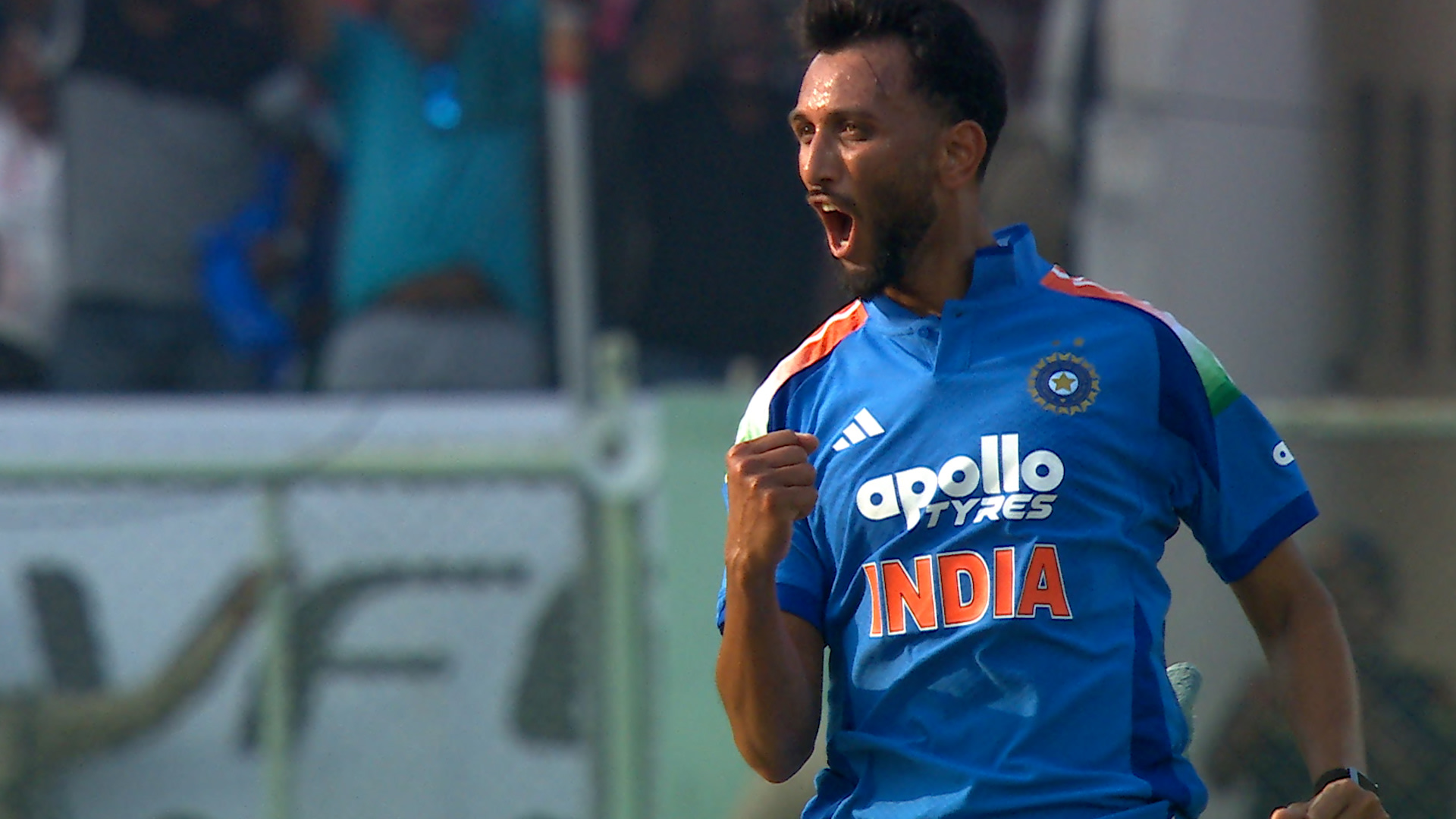 Prasidh's Twin Strikes in an Over