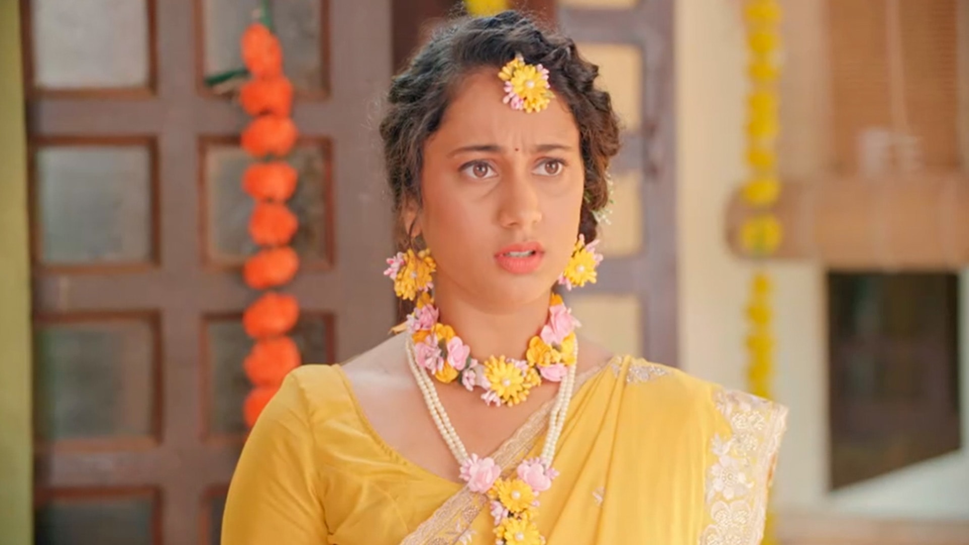 Watch Pathrakhin S1 Episode 32 on JioHotstar