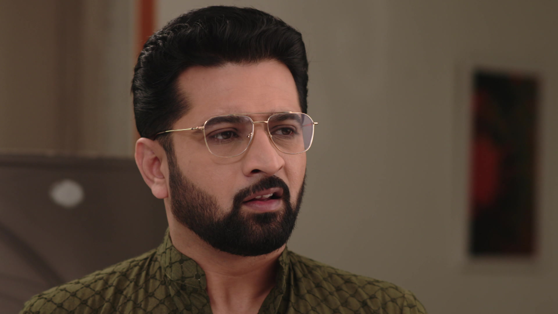 Is Advait in Trouble?