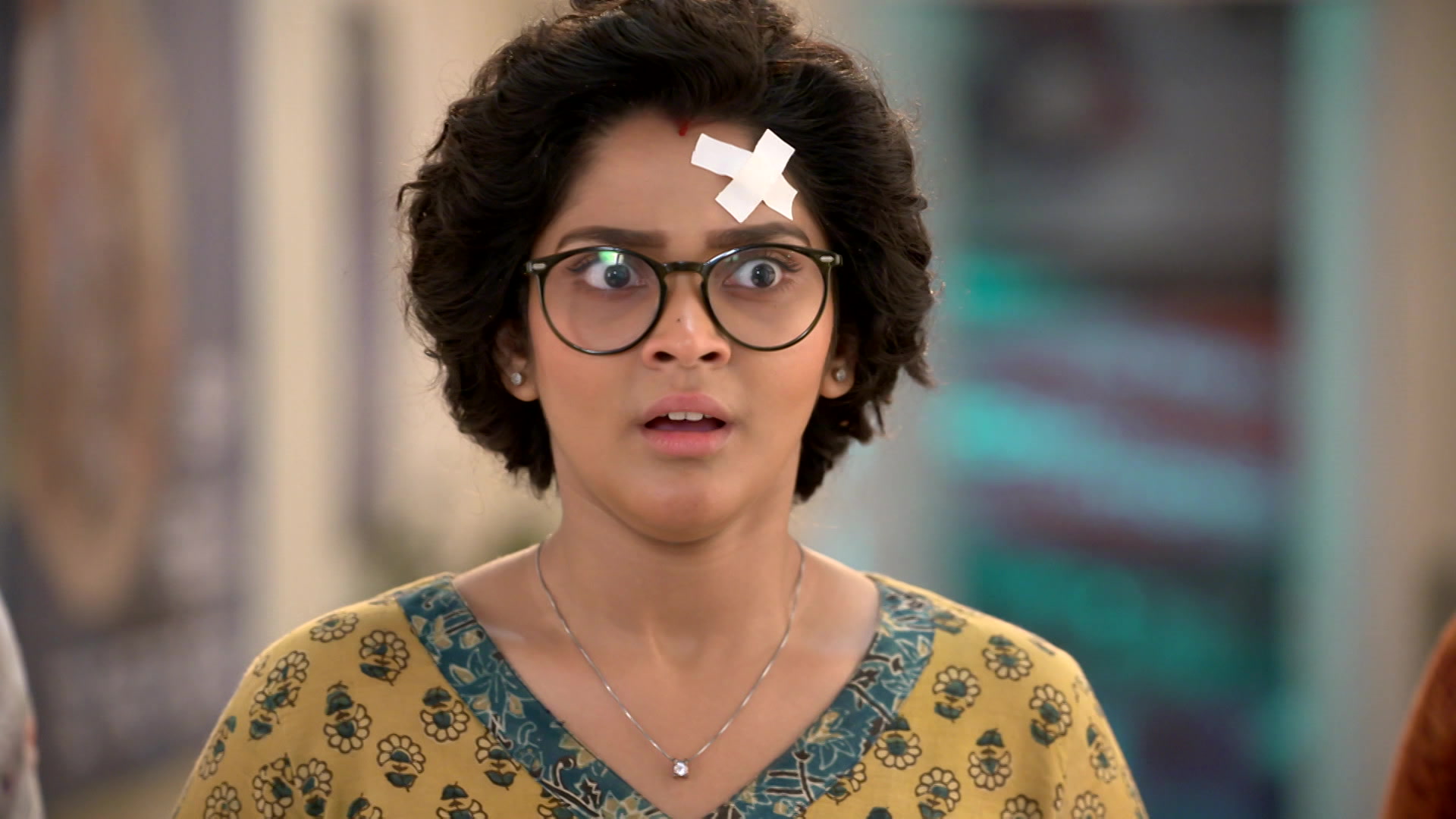 Watch Compass S1 Episode 258 on JioHotstar