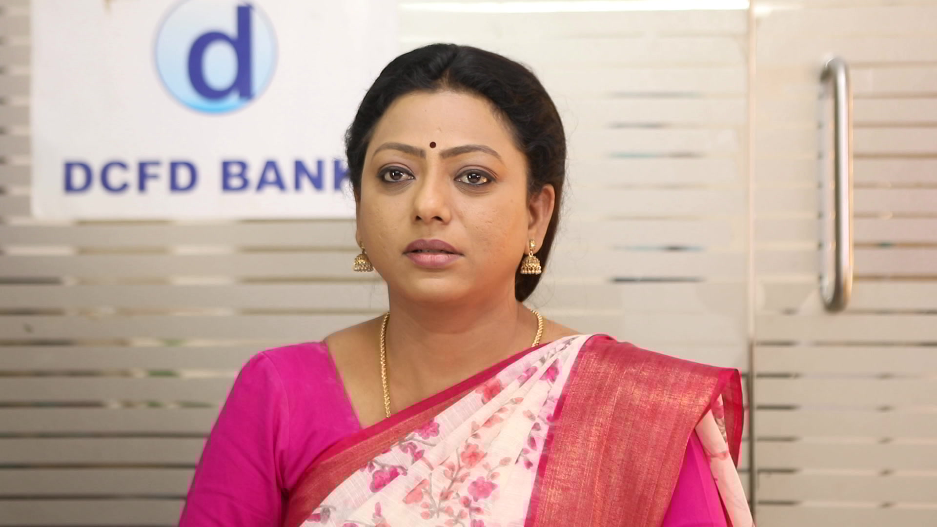 stream-baakiyalakshmi-in-a-tight-spot-season-1-episode-679