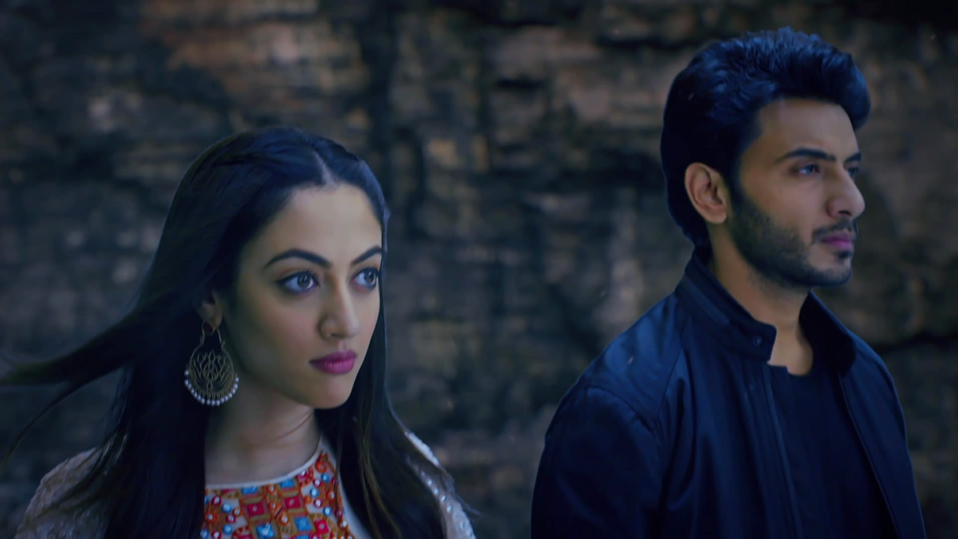 Watch yehh-jadu-hai-jinn-ka only on Watcho