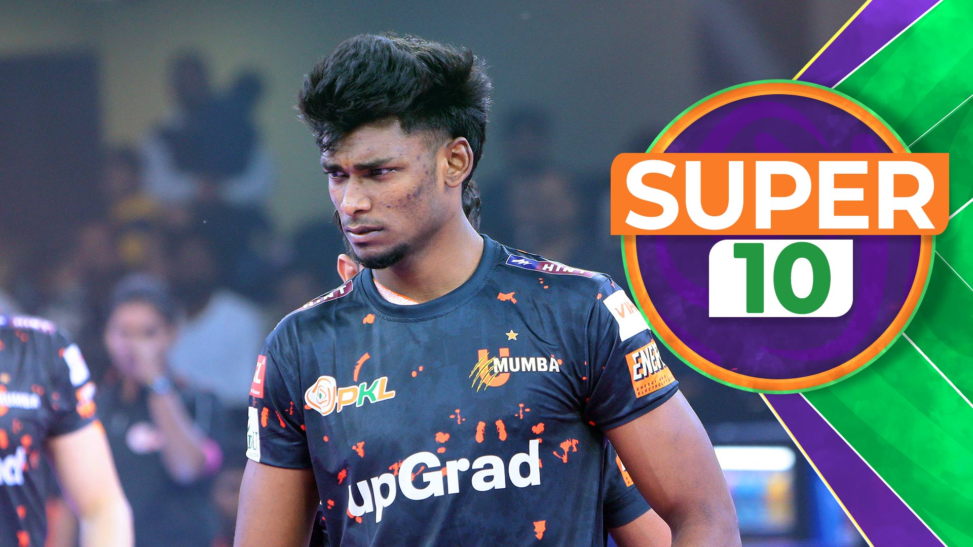 Super 10! Ajit's Assault Sinks Bulls