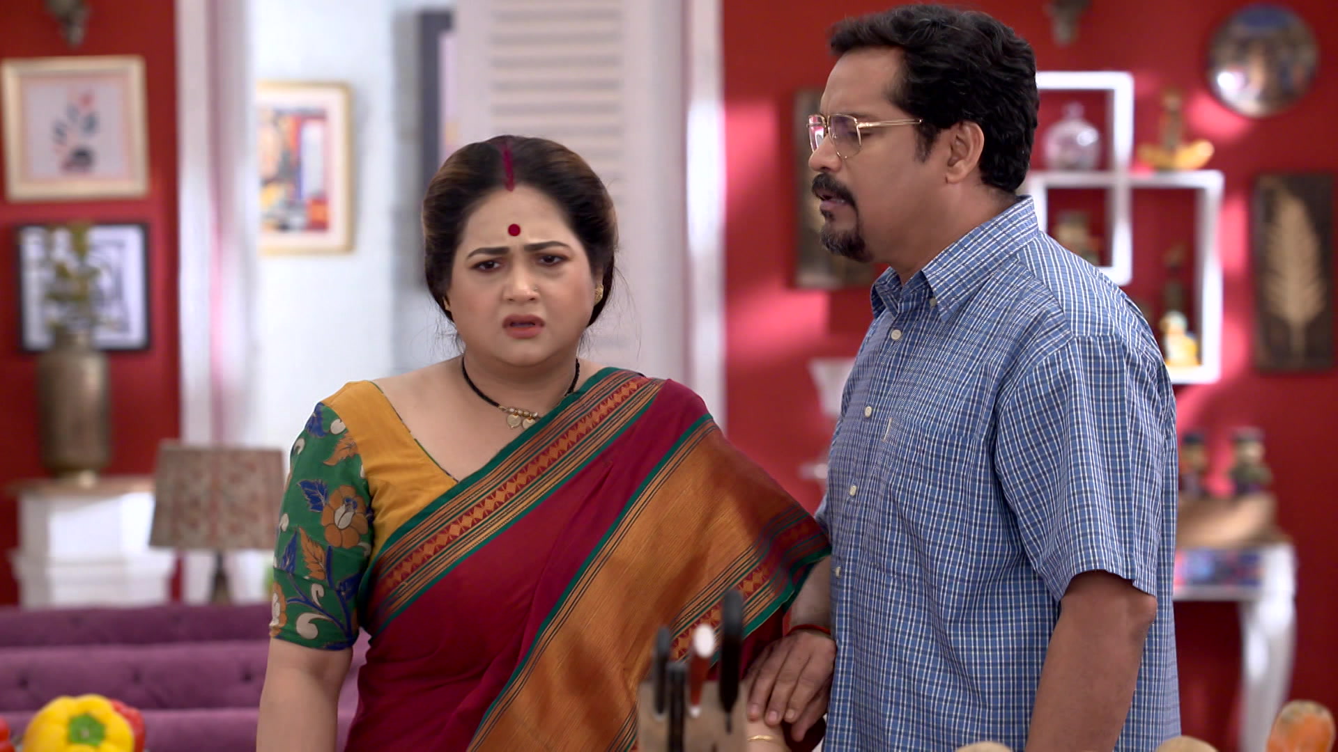 Watch Compass S1 Episode 250 on JioHotstar