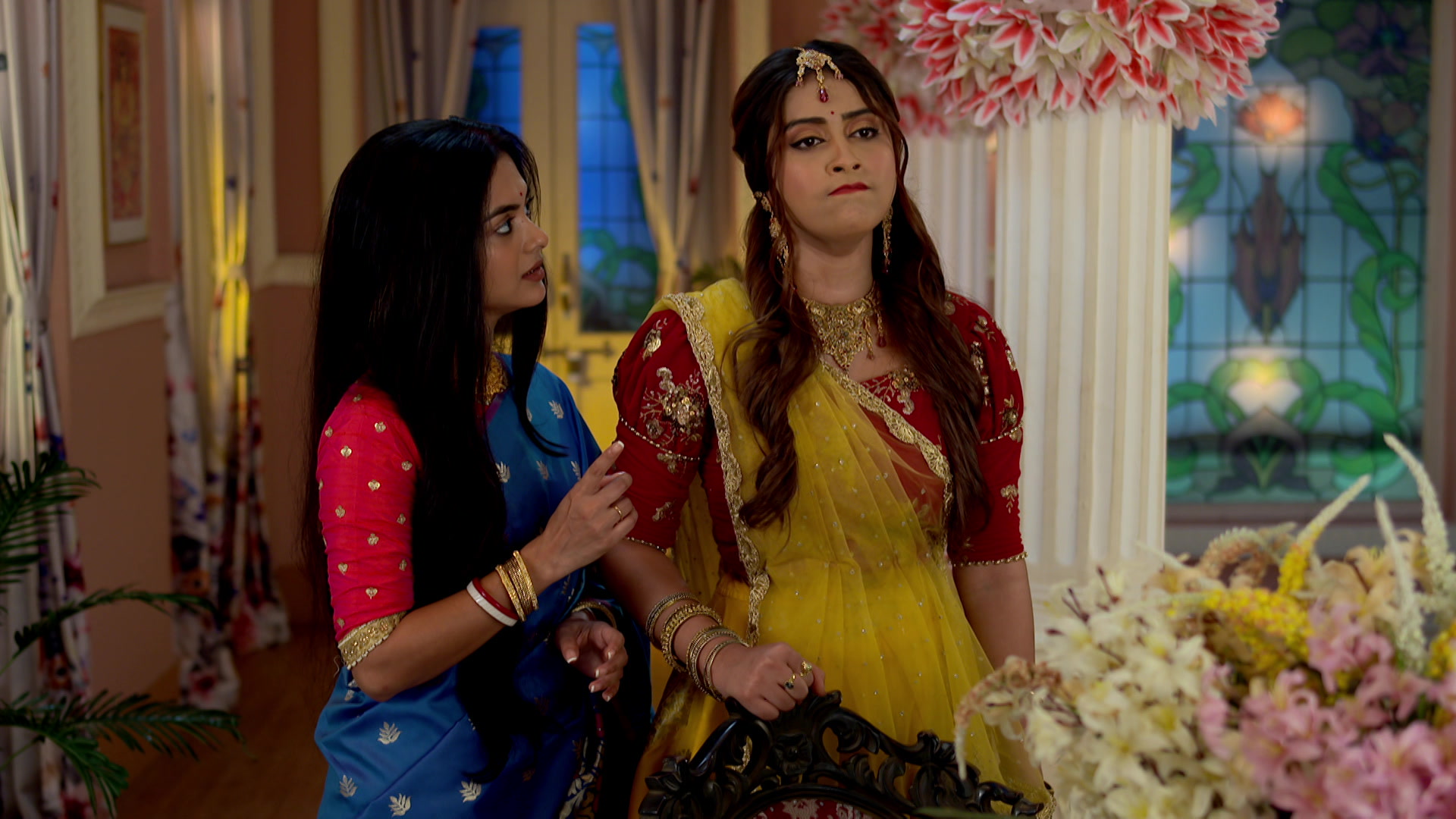 Watch Gaatchora S1 Episode 267 on JioHotstar
