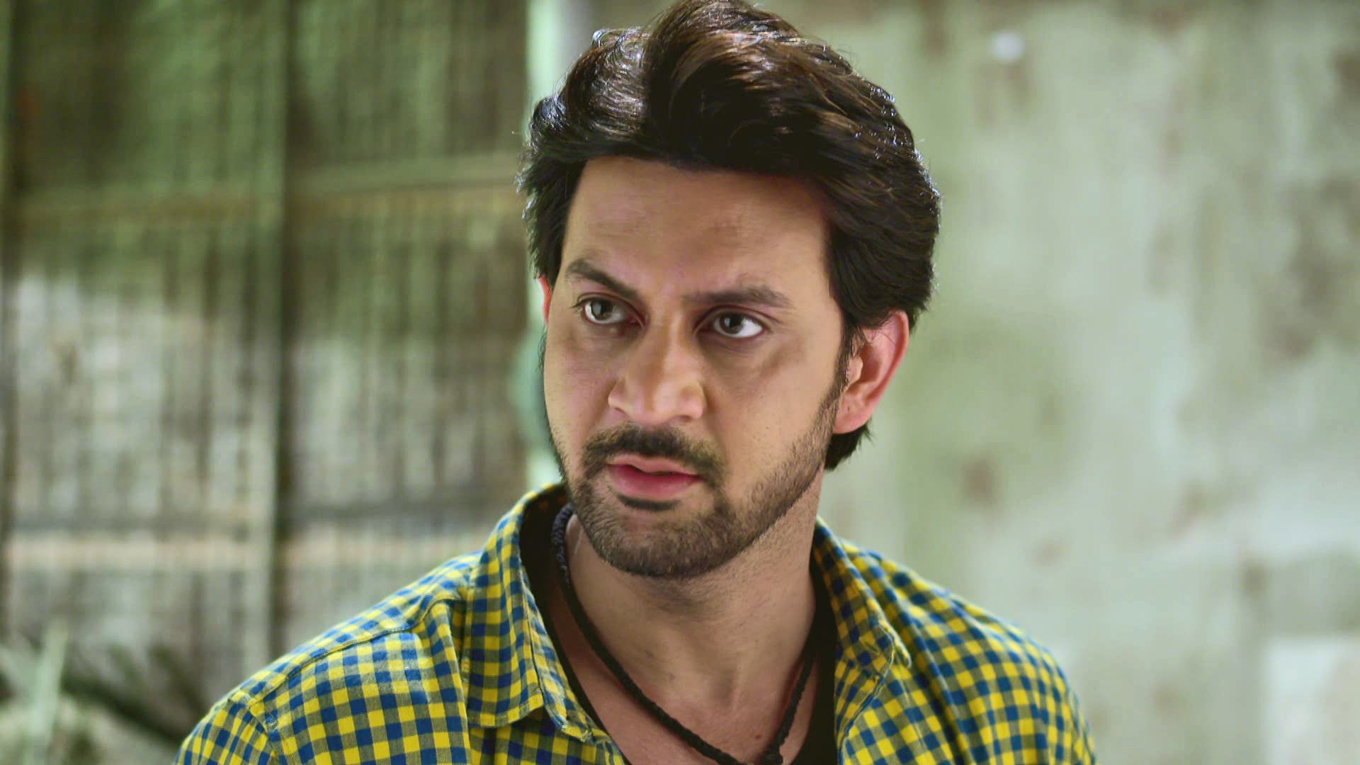 Watch Khelaghor S1 Episode 74 on JioHotstar
