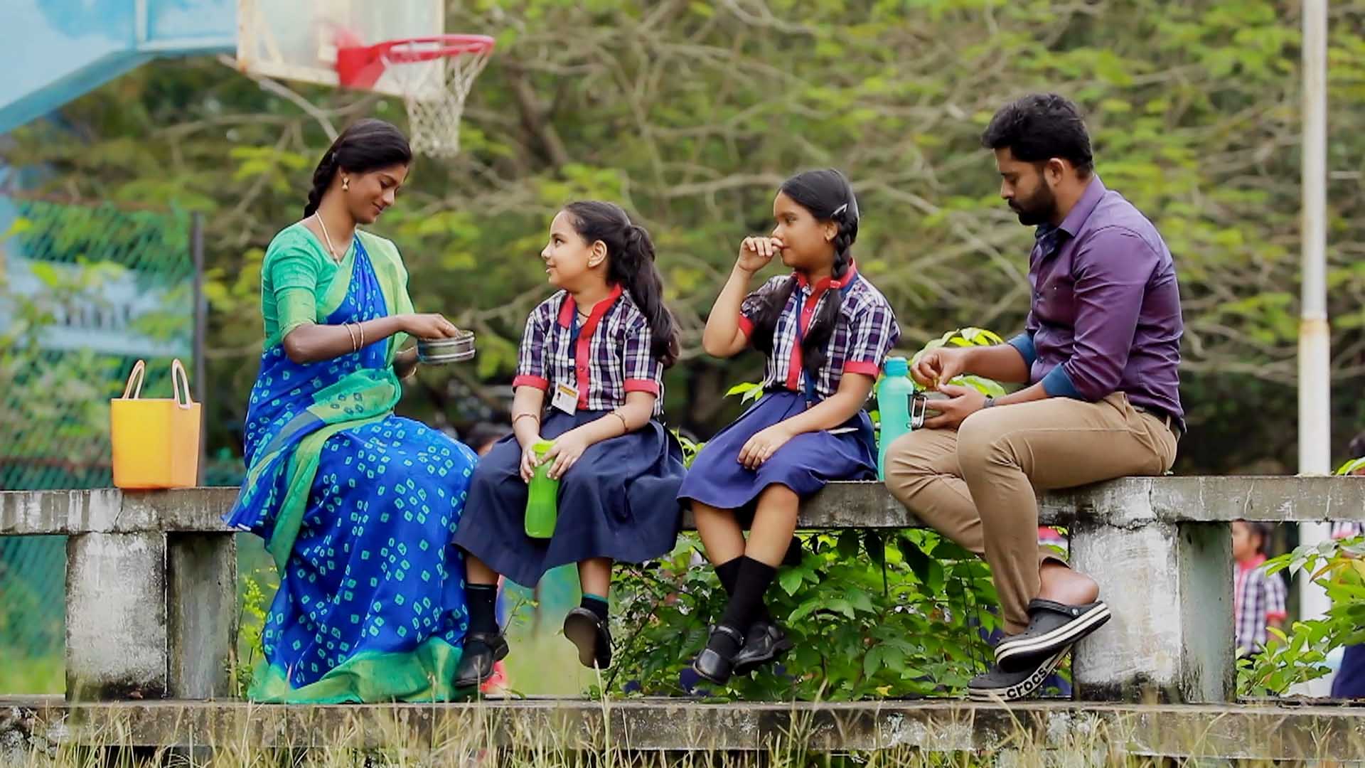 Watch Kannamma On Cloud Nine Online