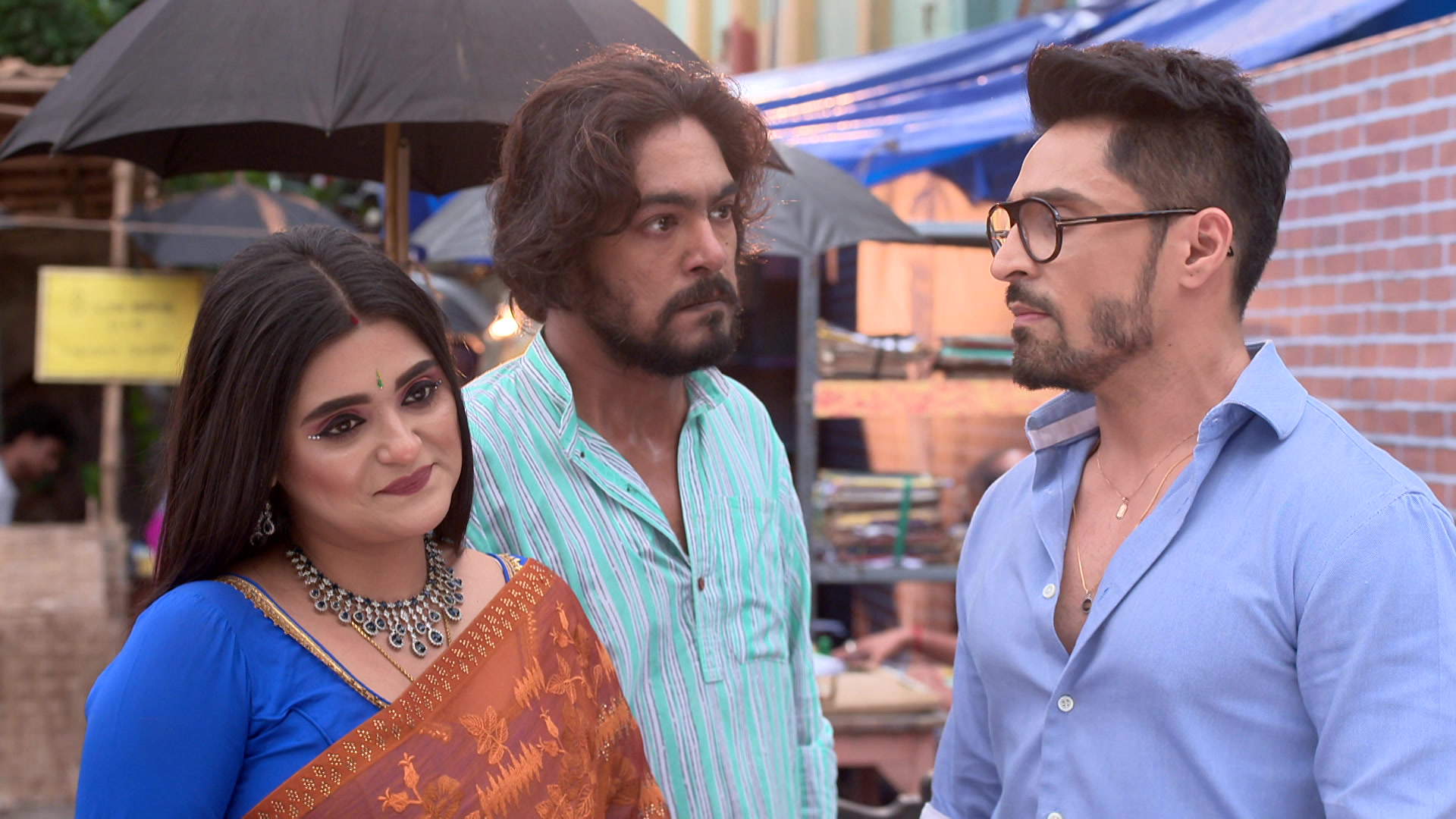 Watch Tentulpataa Episode 319 on JioHotstar