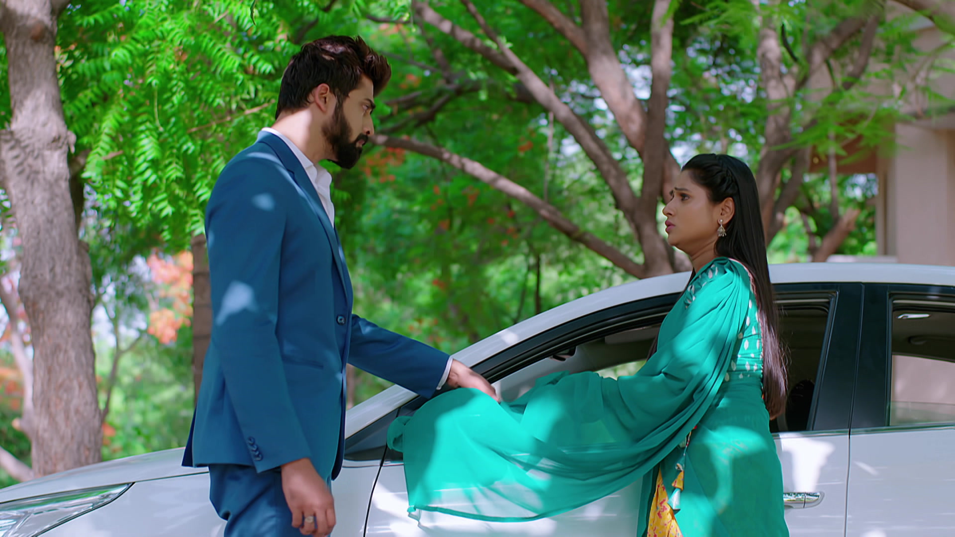 Watch Aragini 2 S1 Episode 23 on JioHotstar