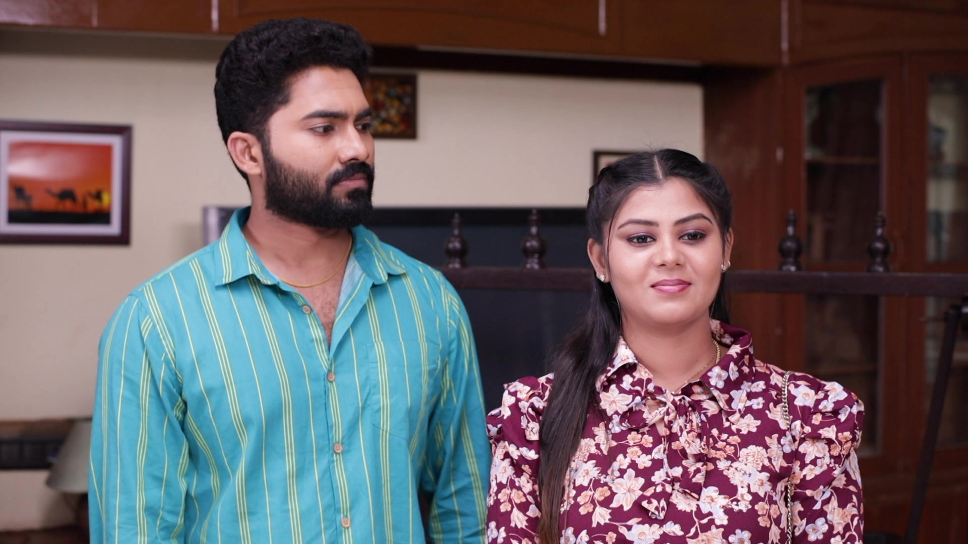 Stream Shruthi Shocks Ravi's Family Season 3 Episode 593 – Shruthi ...