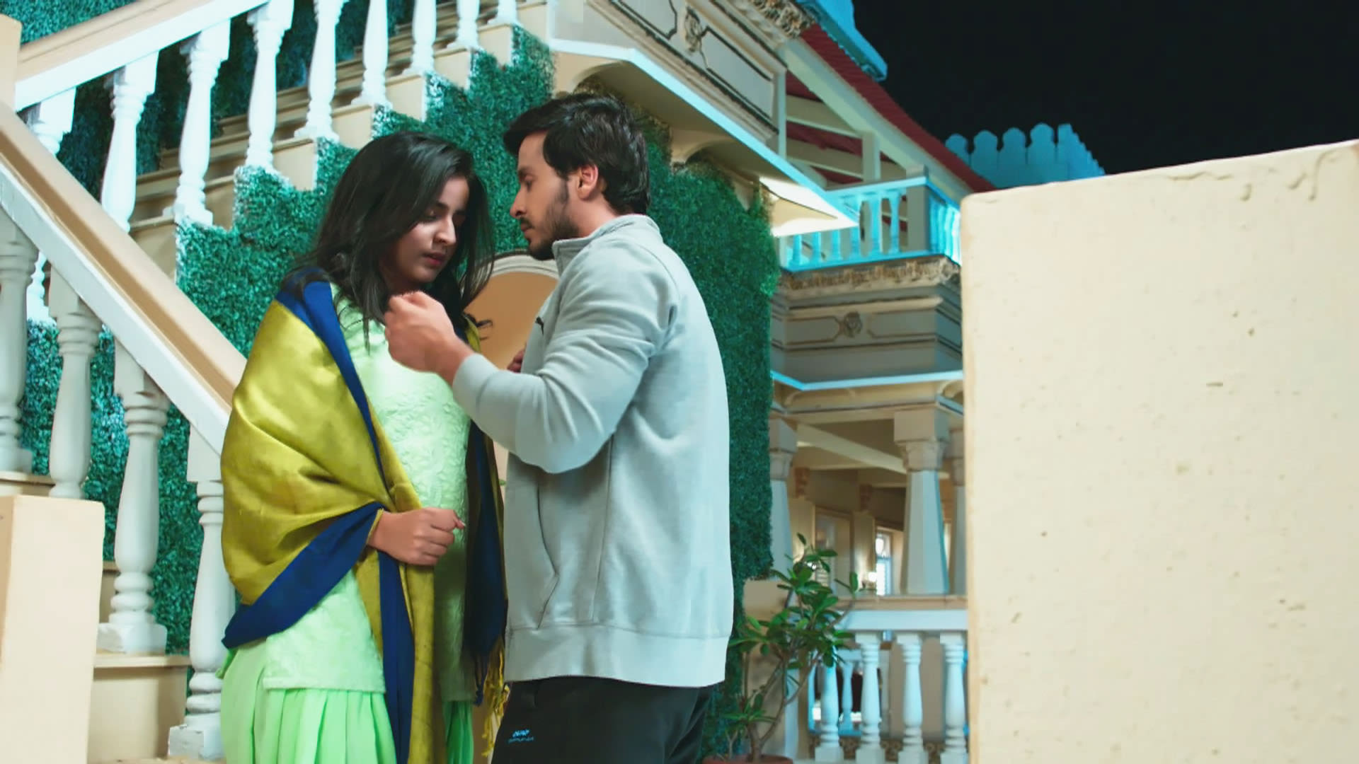 Fawaad Manjeet Get Romantic