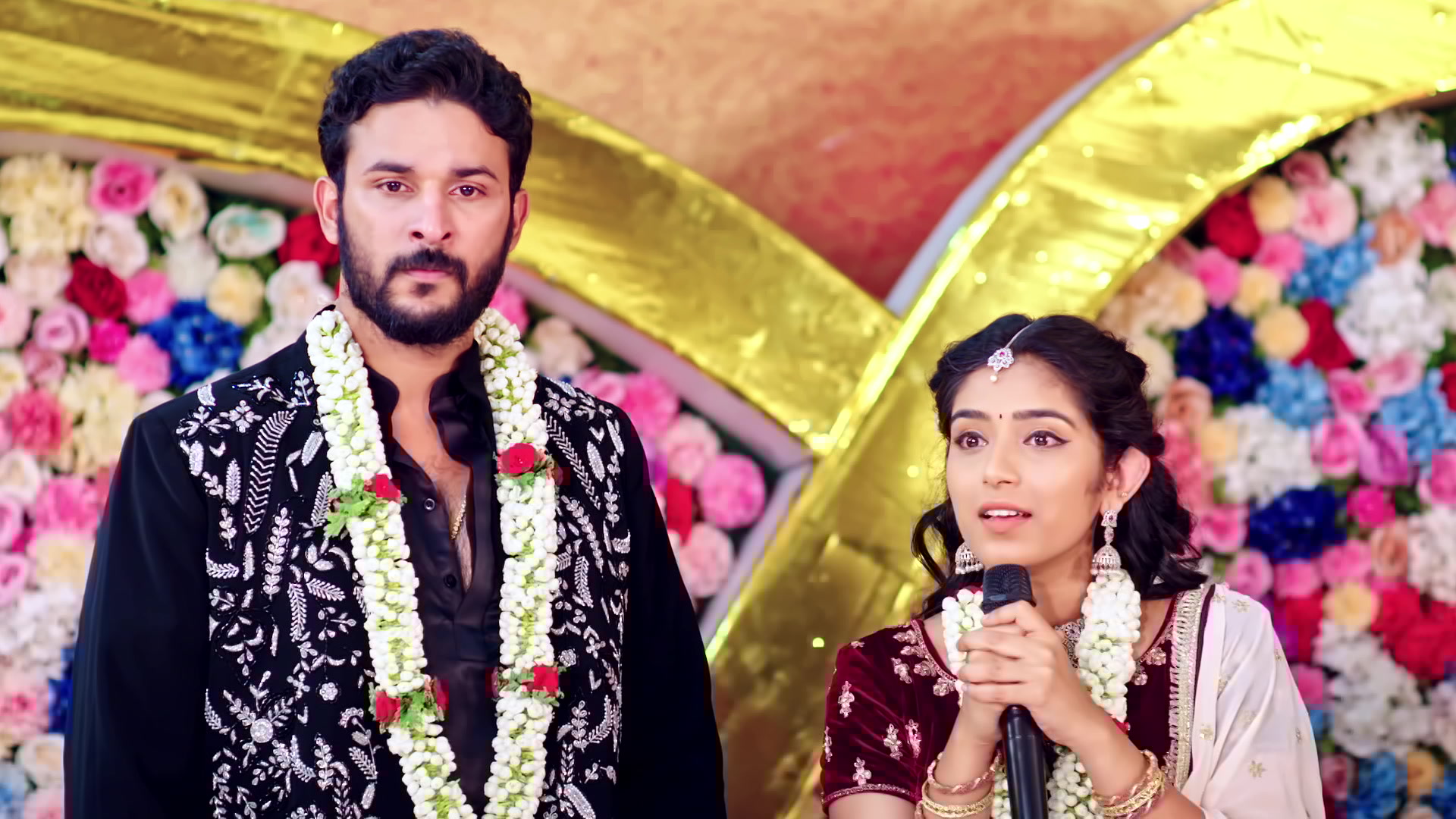 Watch Neenadhe Naa Episode 215 on JioHotstar