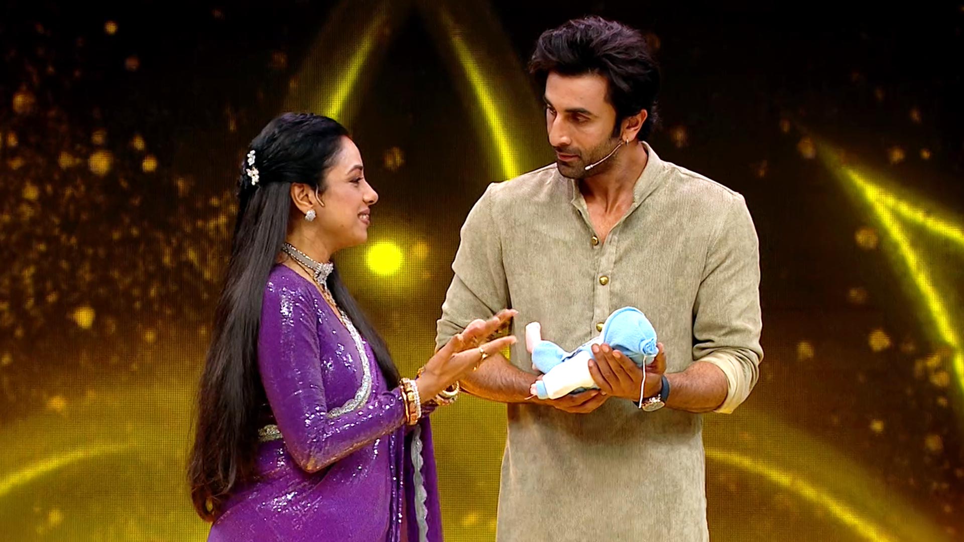 Watch ravivaar-with-star-parivaar All Episodes | Watcho