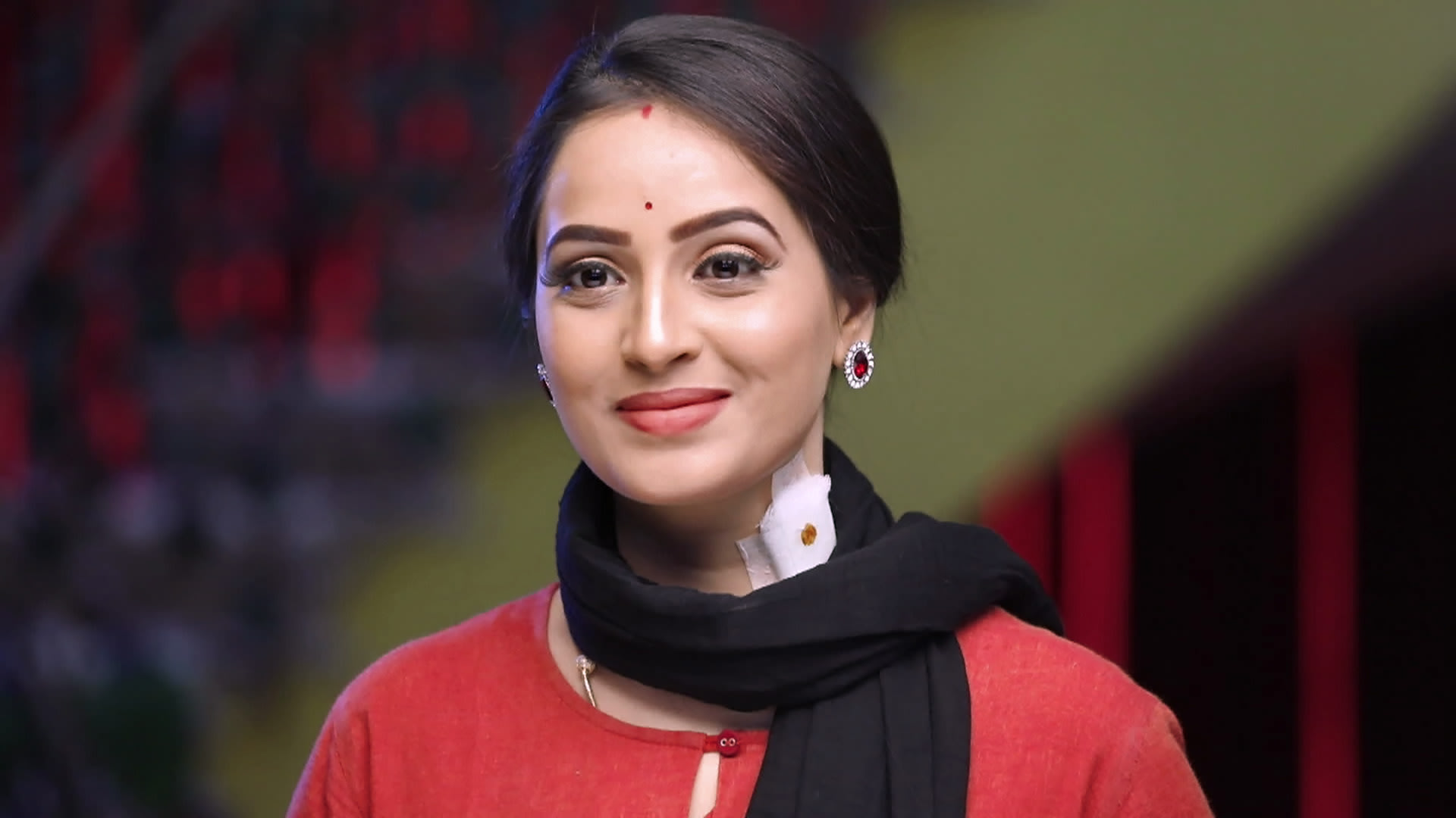 Watch Nila's Advice to Praveen Online