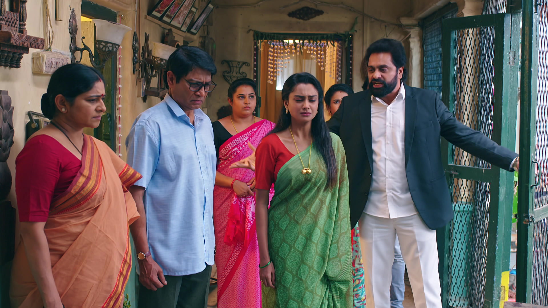 Watch Nuvvunte Naa Jathaga S1 Episode 18 on JioHotstar