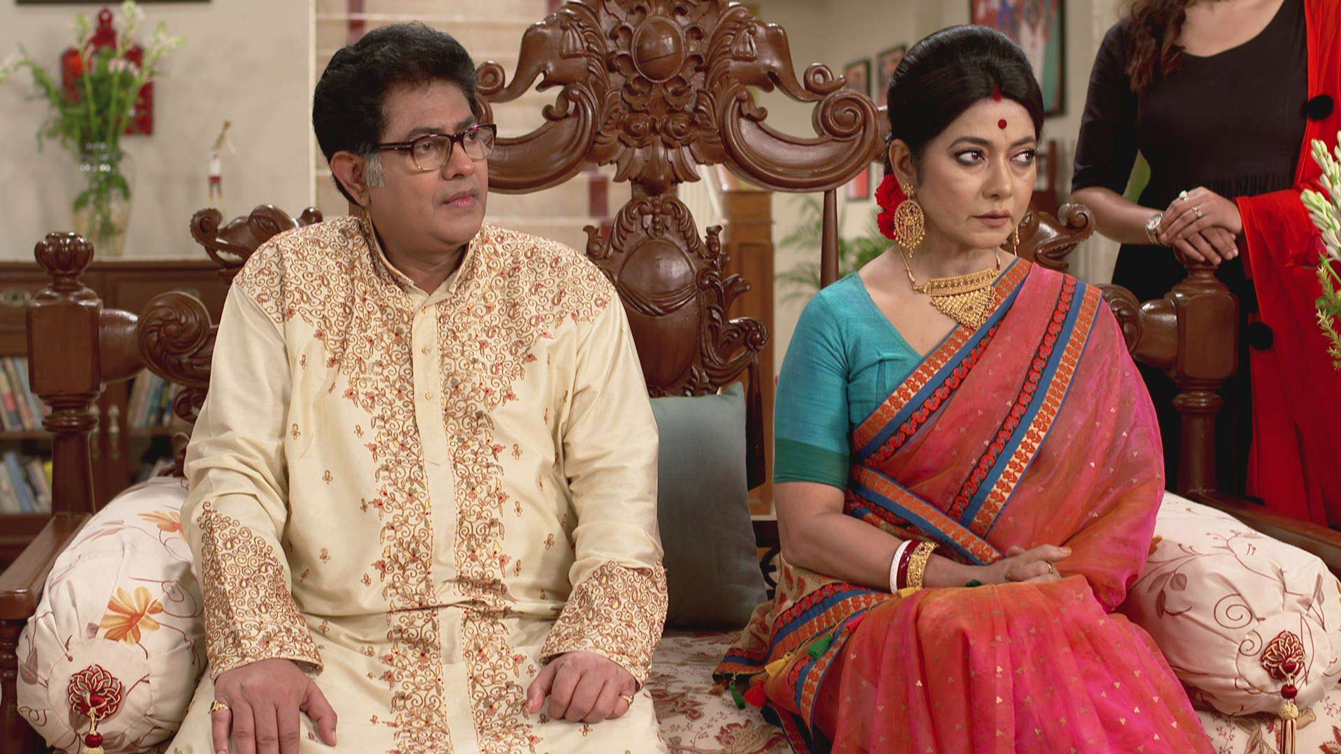 Watch Desher Mati S1 Episode 227 on JioHotstar