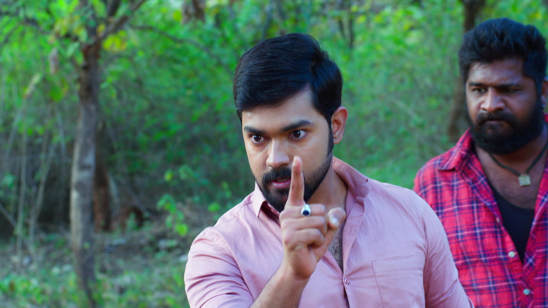 Watch Intiki Deepam Illalu S1 Episode 256 on JioHotstar