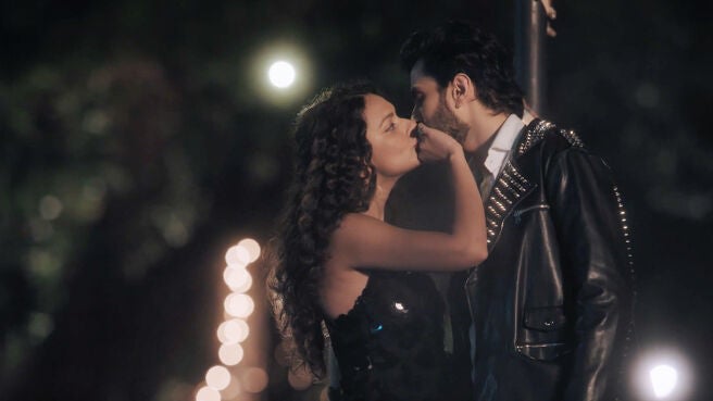 Watch Panithuli S1 Episode 8 on JioHotstar