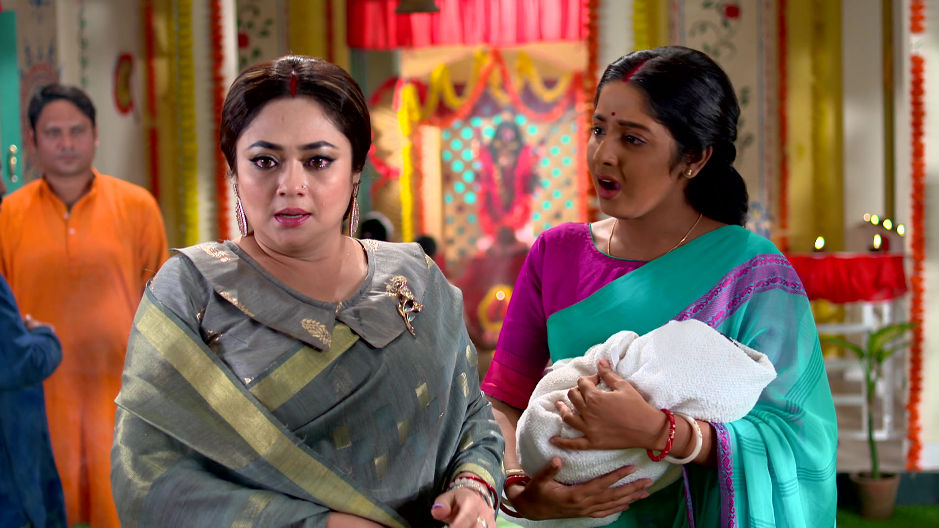 Will Deepa Return to Surjyo?