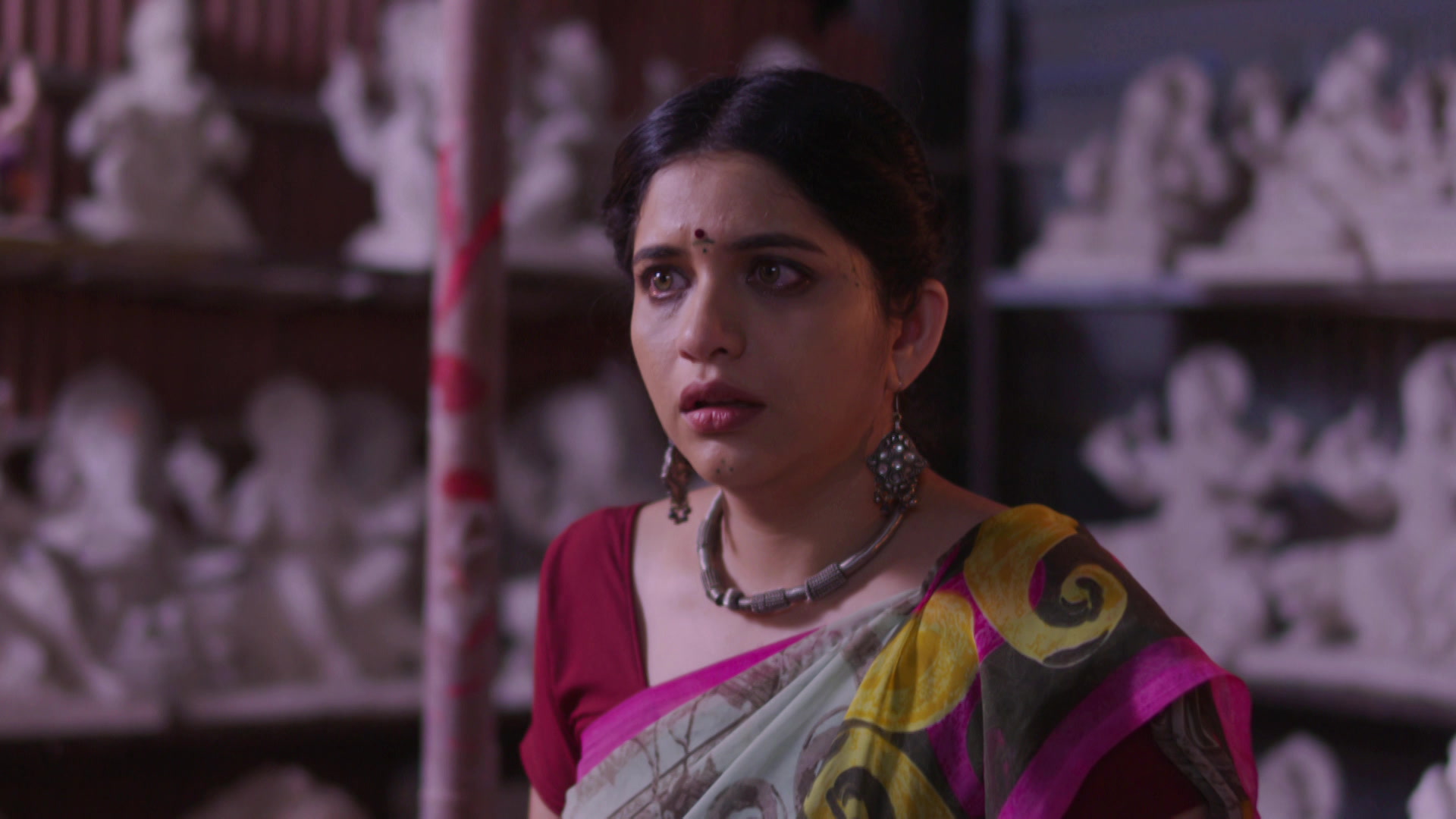 Watch Aboli S1 Episode 317 on JioHotstar