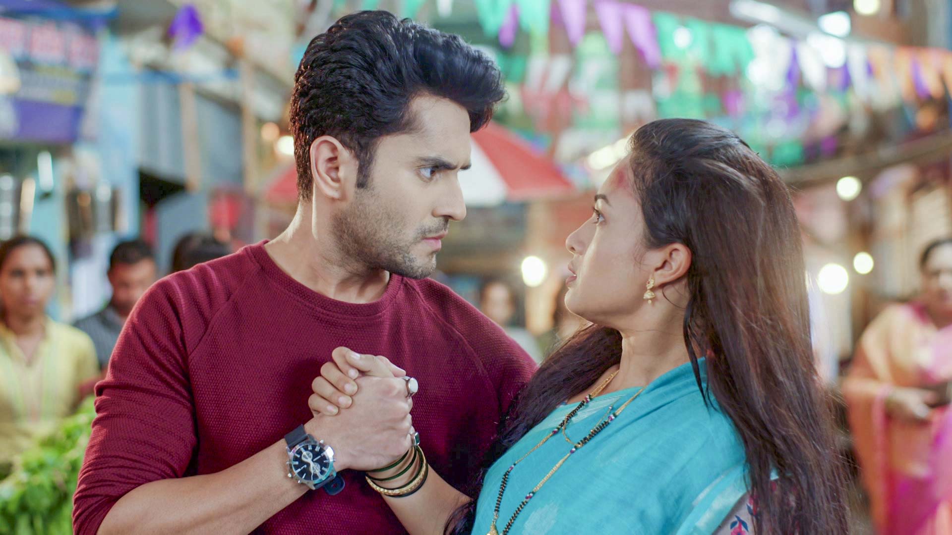 Watch Kon Hotis Tu, Kaay Zaalis Tu Episode 35 on JioHotstar