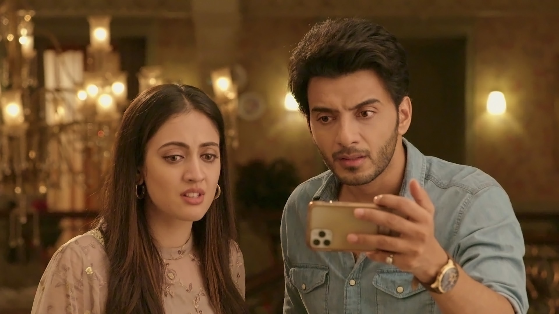 Watch yehh-jadu-hai-jinn-ka only on Watcho