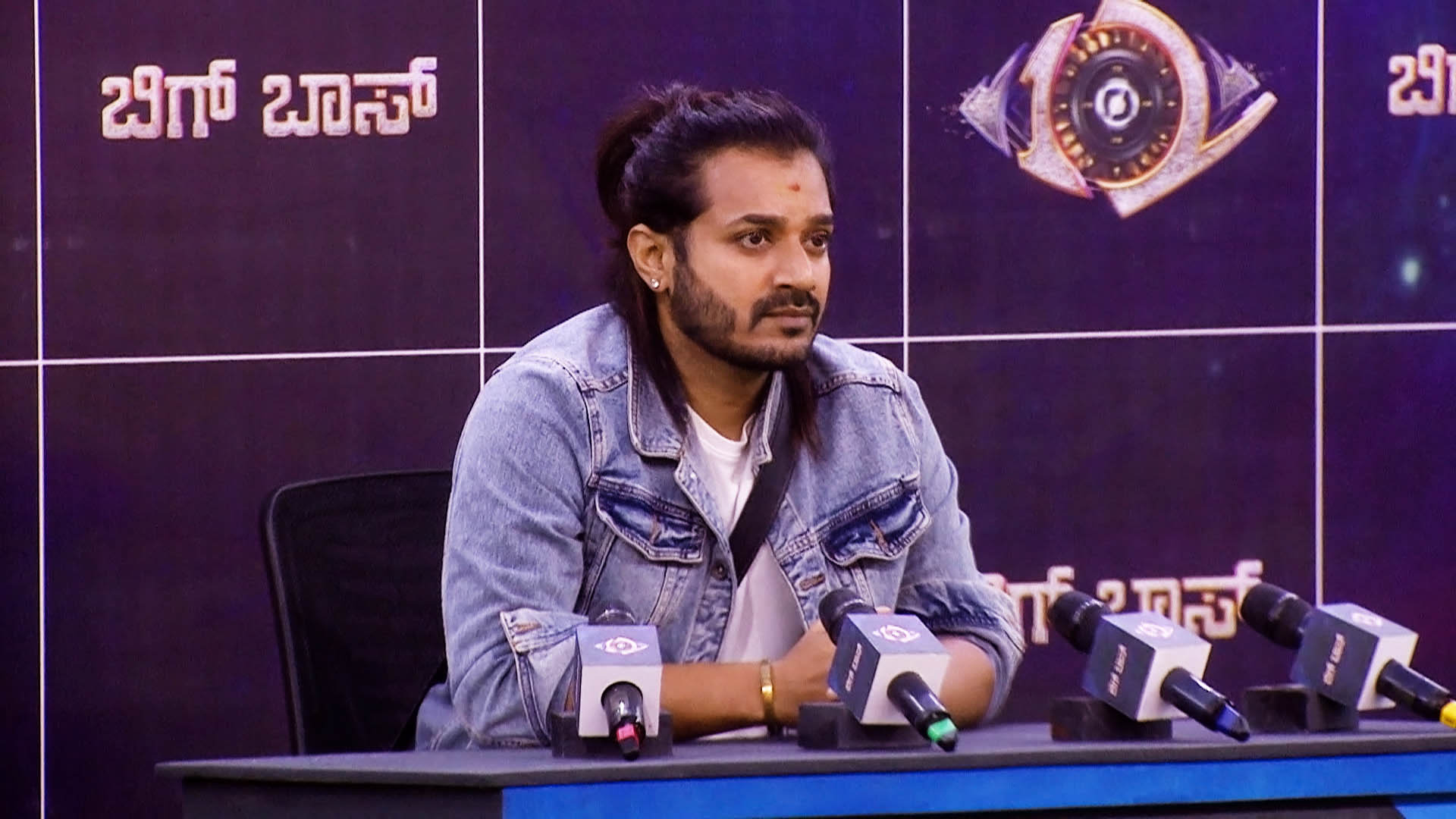 BB News Panel Debate Heats Up JioHotstar