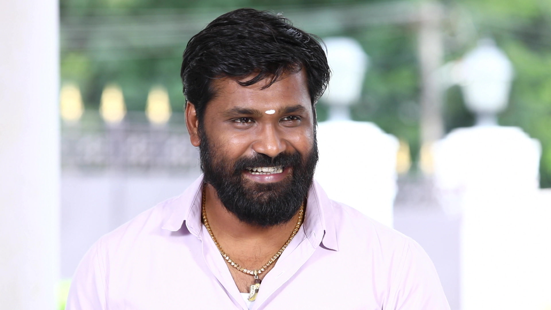 Watch Sakthivel Has a Request Online