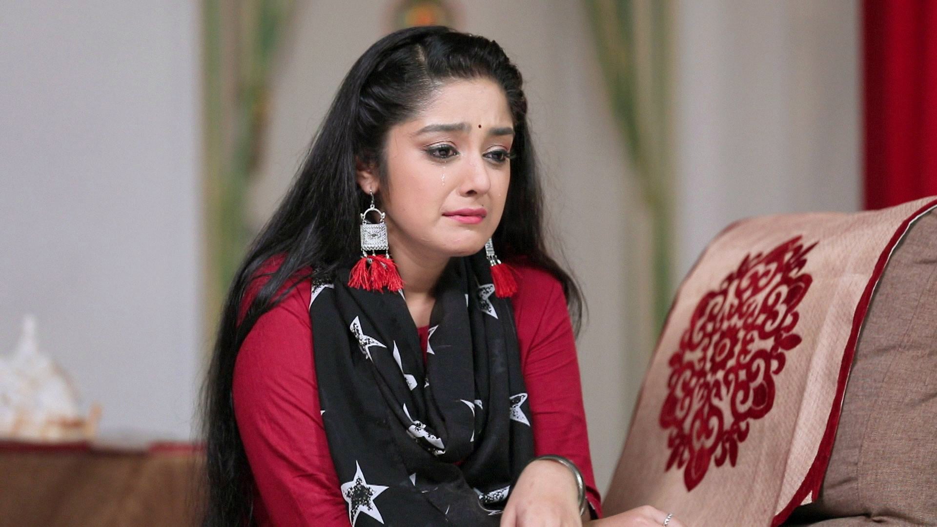 Watch Nammane Yuvarani S1 Episode 85 on JioHotstar