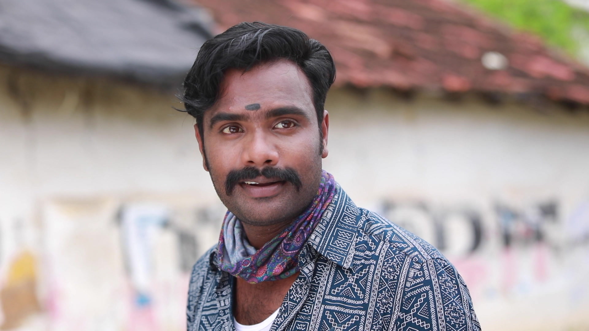 Watch Azhagar on Cloud Nine Online
