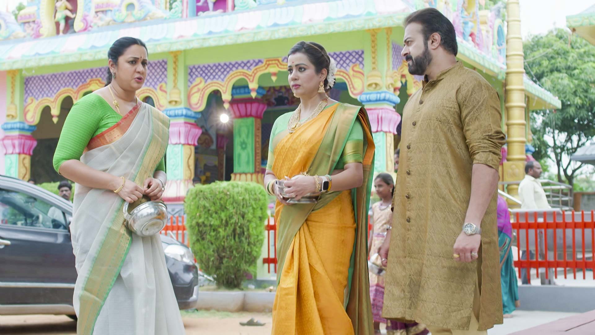 Watch Geetha L.L.B Episode 146 on JioHotstar