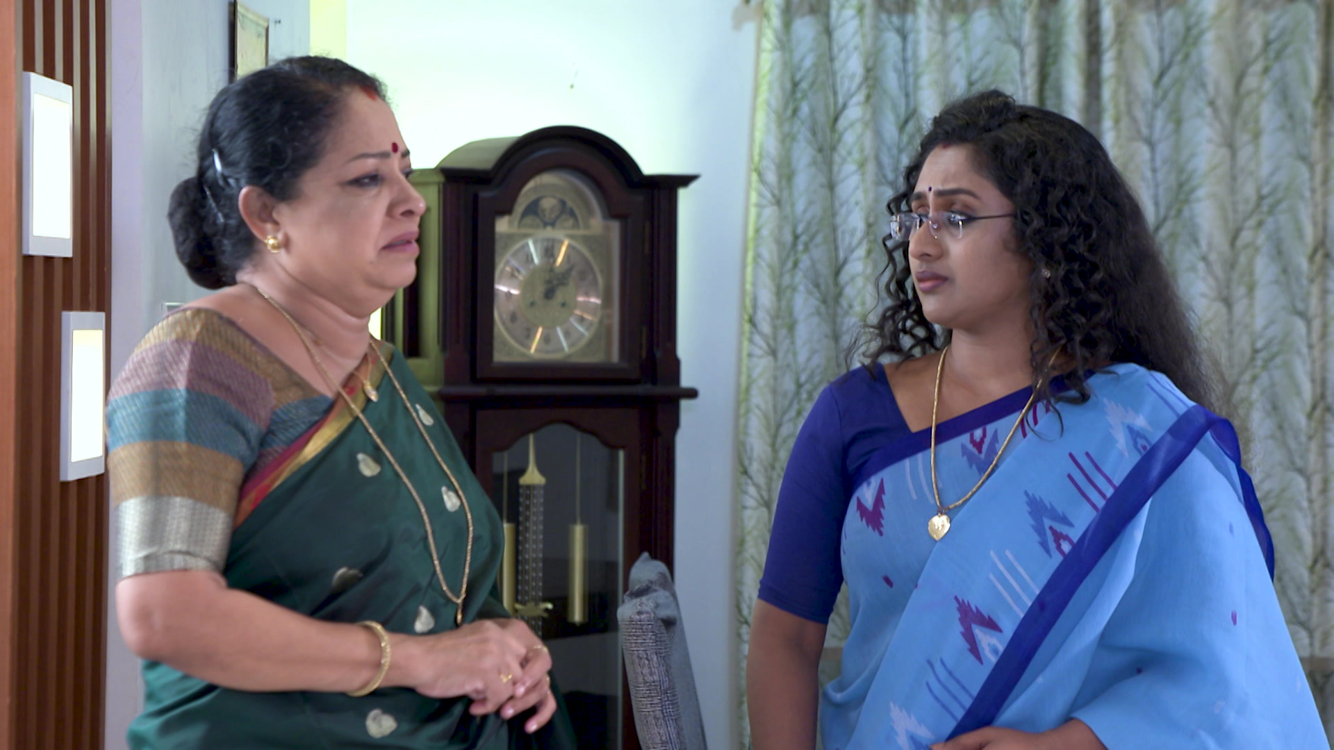 Watch Palunku S1 Episode 261 on JioHotstar