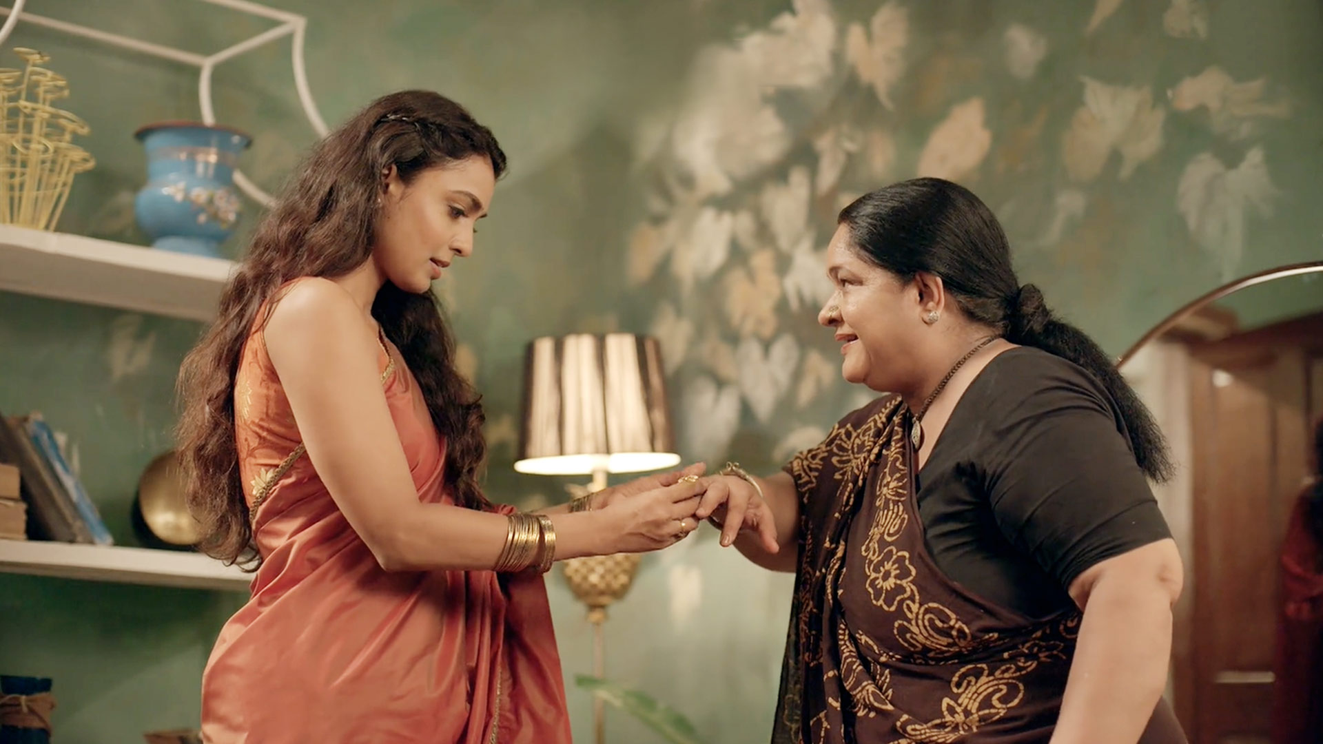 Watch Imlie S1 Episode 244 on JioHotstar