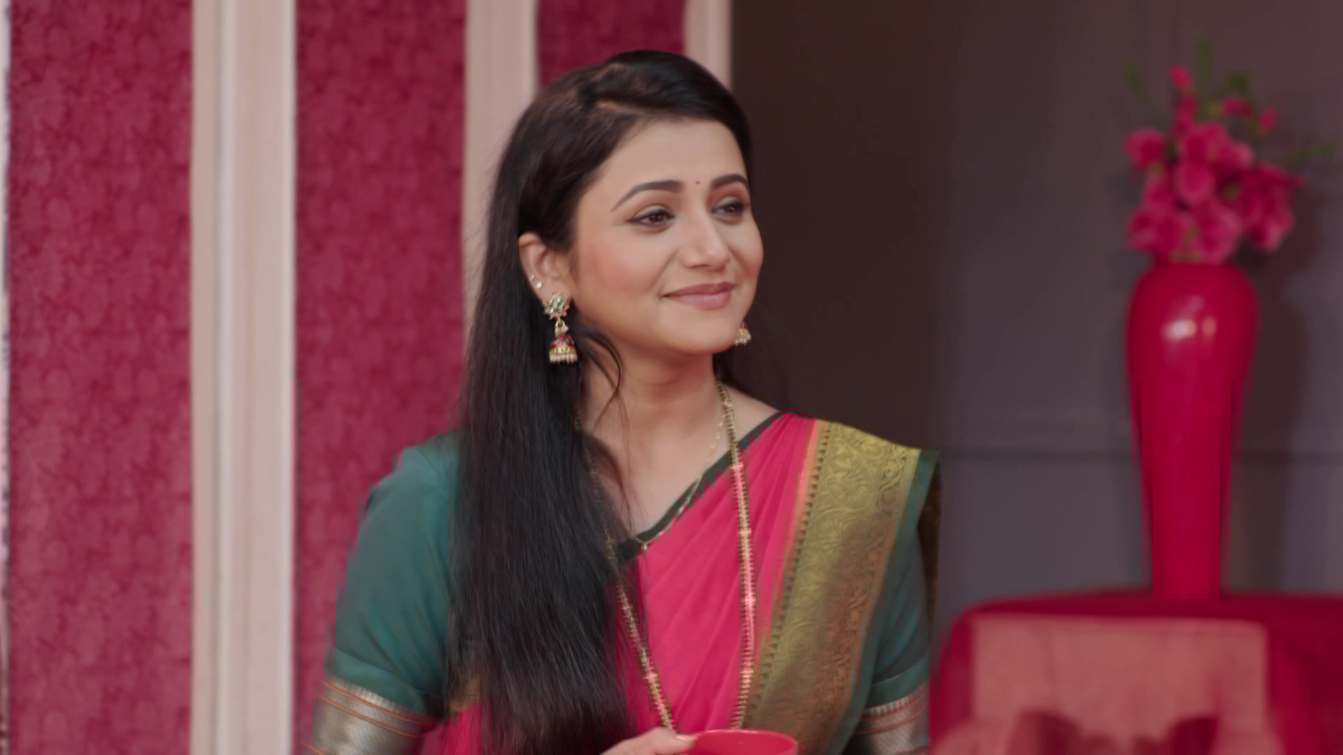 Watch Tharala Tar Mag Episode 432 on JioHotstar