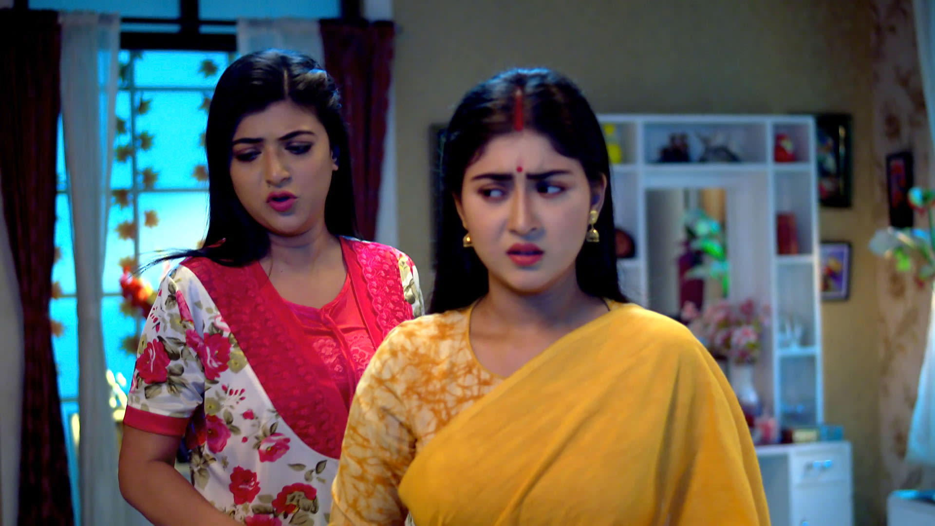 Watch Tithi in a Fix Online