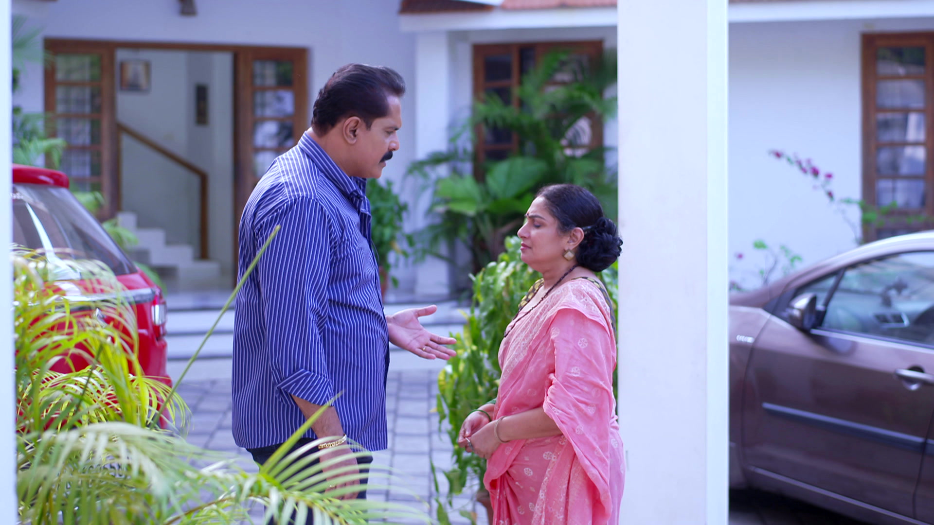 Stream Roopa Faces Rahul's Ultimatum Season 1 Episode 1339 – Roopa ...