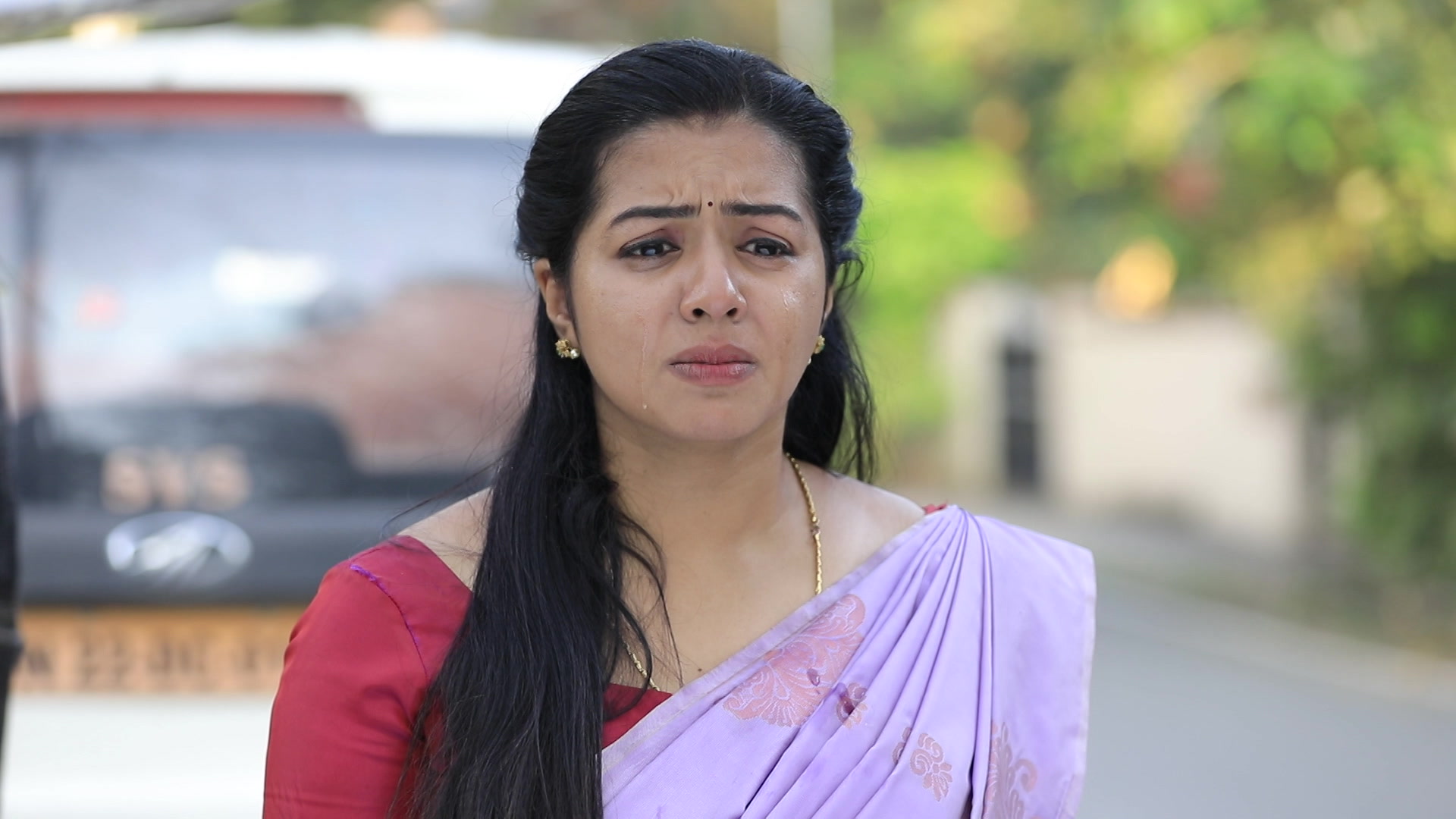 Watch Sakthivel S1 Episode 651 on JioHotstar