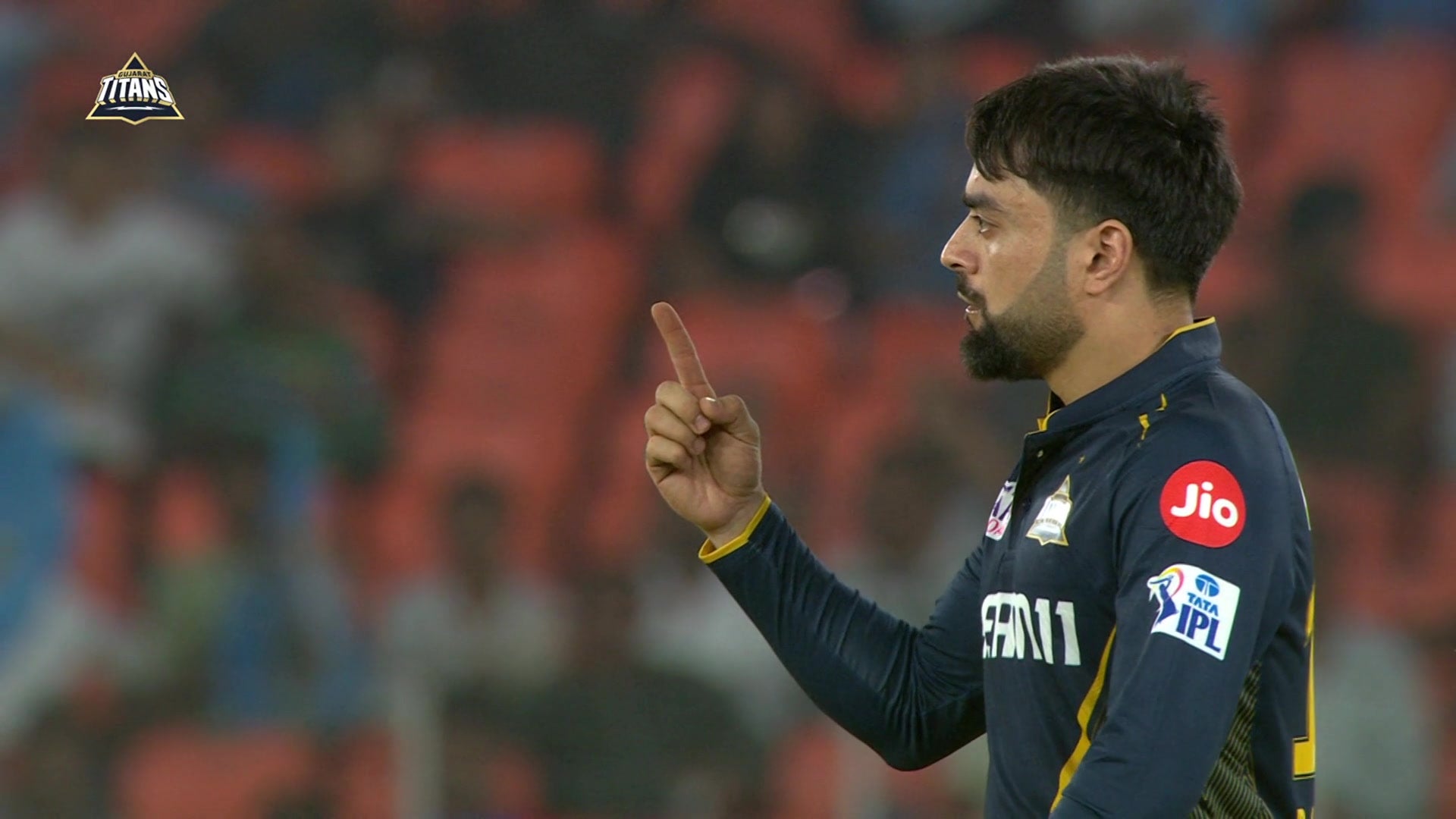 Rashid Scalps Hope