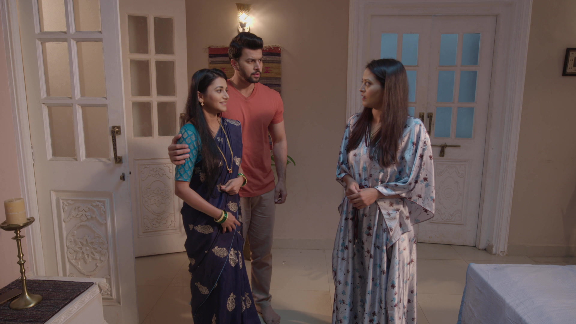 Arjun Comes to Sayali's Rescue