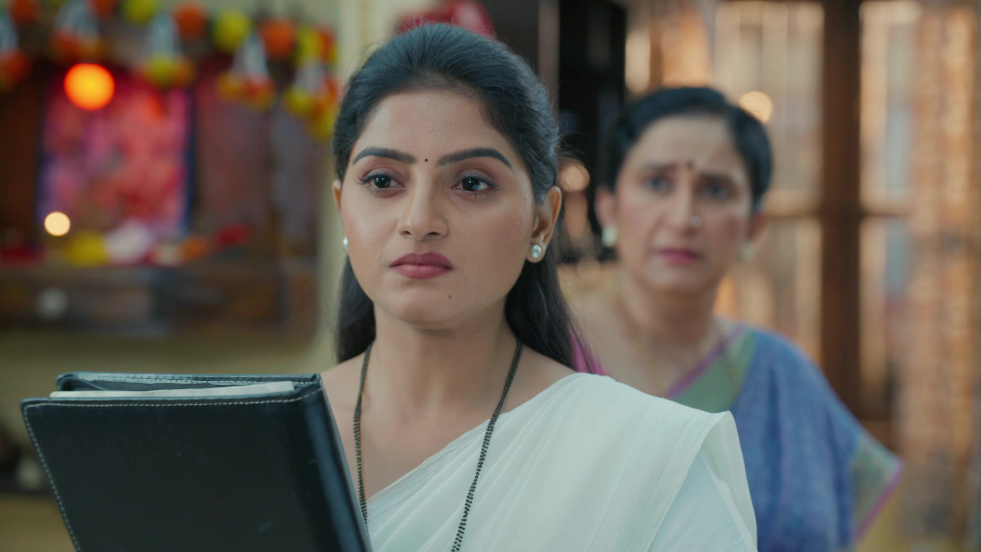 Watch Aboli S1 Episode 1149 on JioHotstar