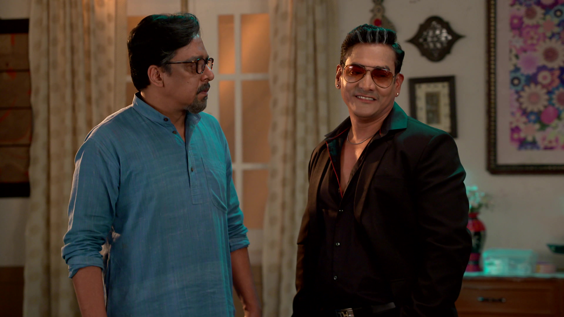 Watch Compass S1 Episode 186 on JioHotstar
