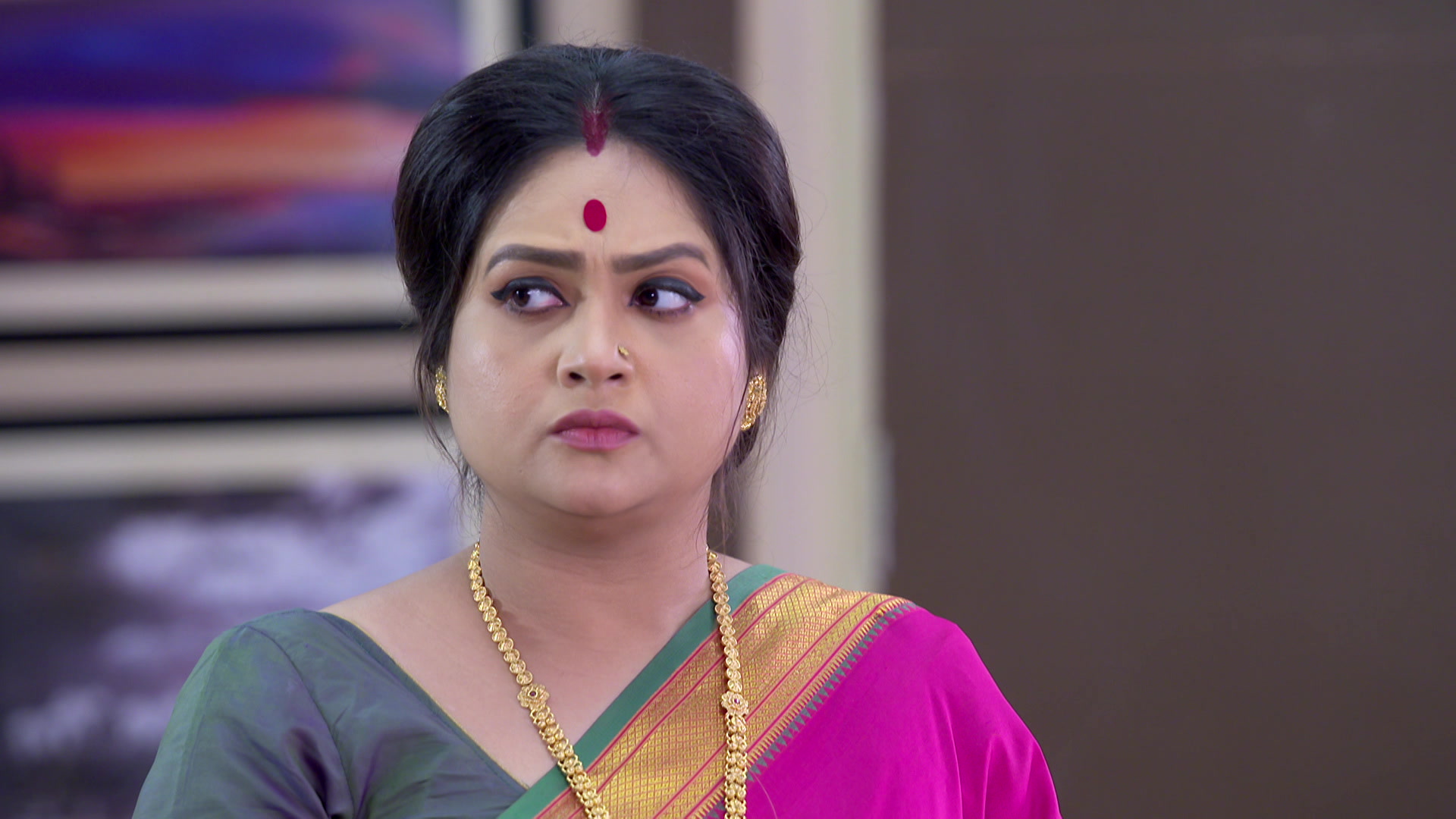 Watch Tomader Rani S1 Episode 208 on JioHotstar