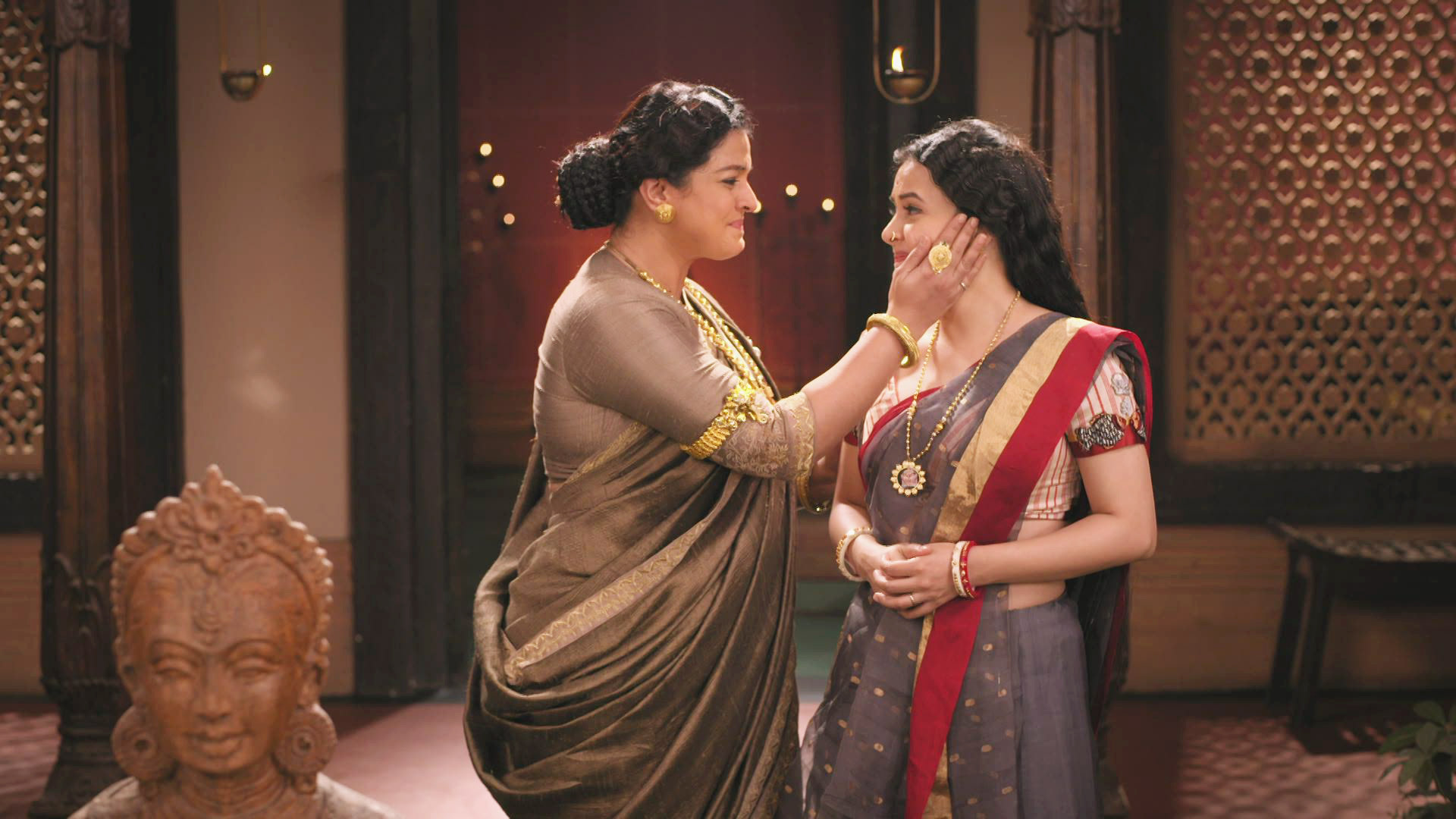 Stream Radhamani Gets Good News Season 1 Episode 28 – Radhamani Gets ...